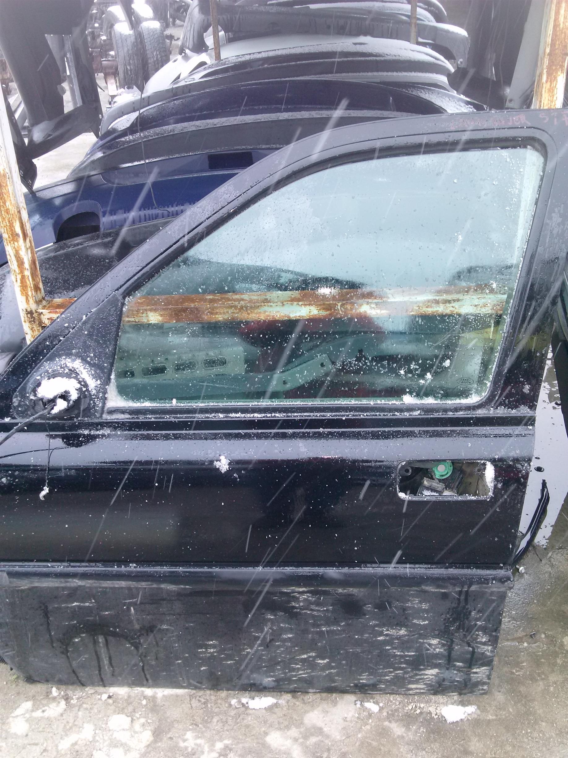Usa stanga fata Land Rover Freelander an 2002