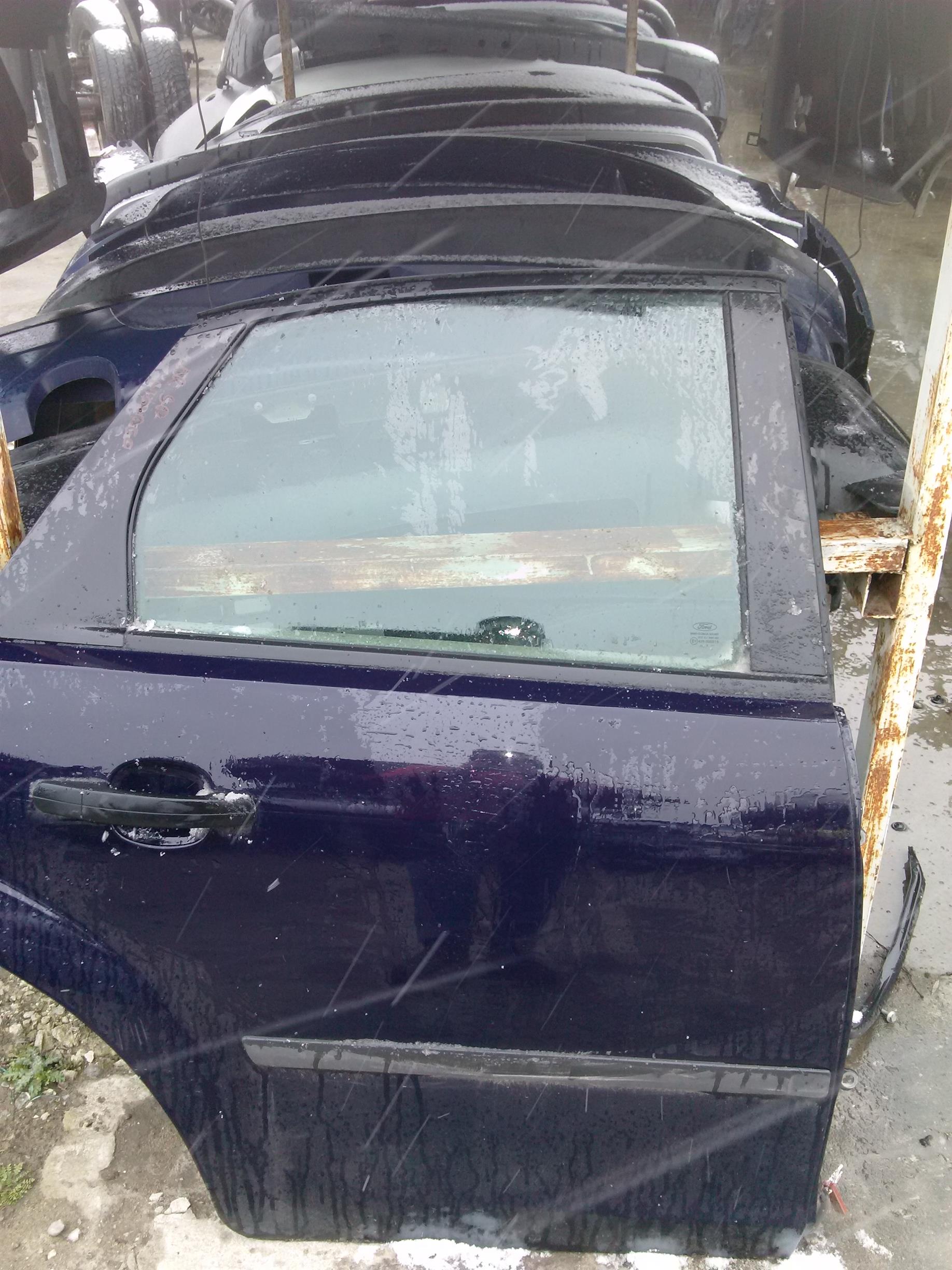 Usa dreapta spate Ford Mondeo an 2004