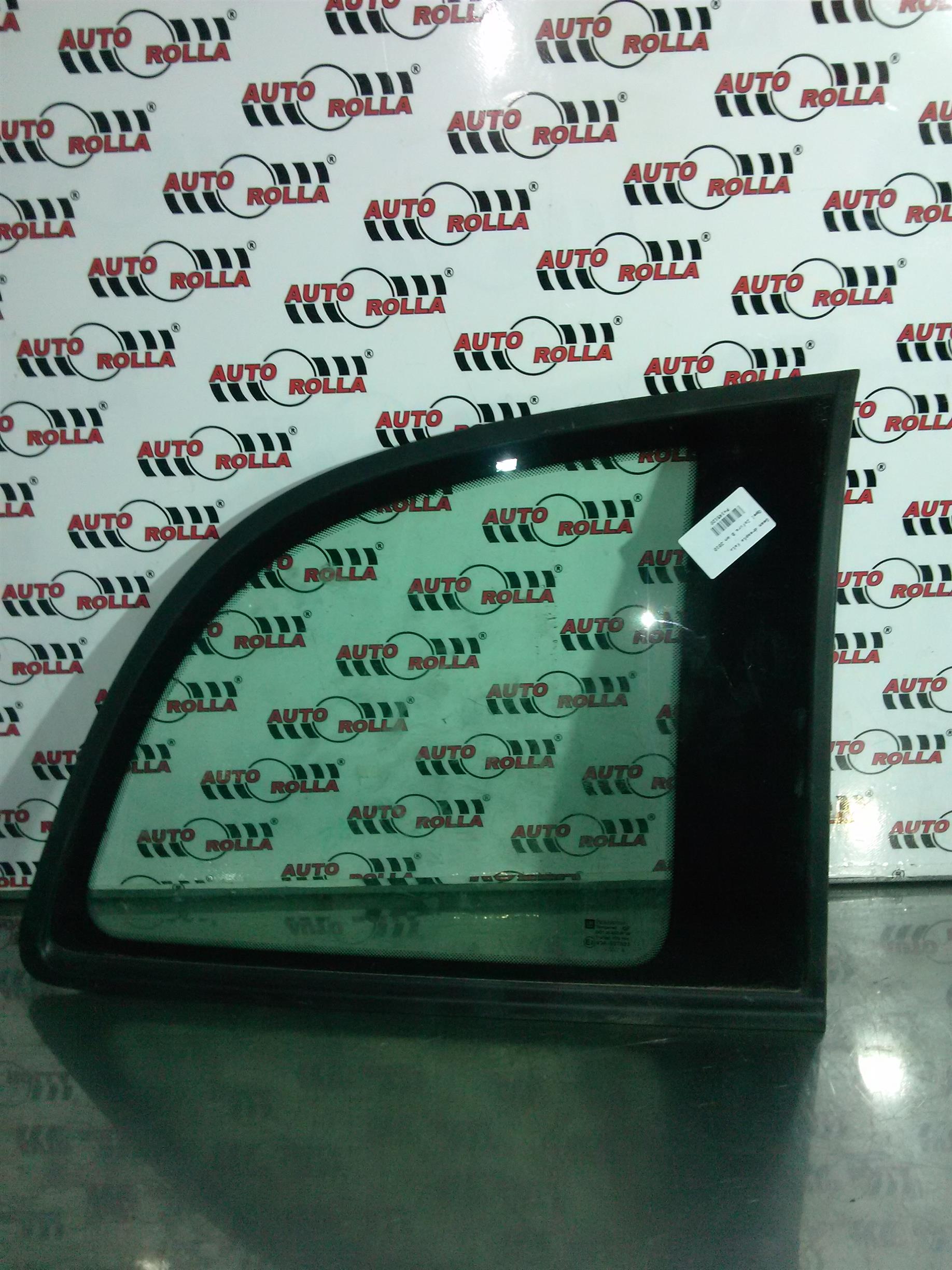 Geam dreapta fata Opel Zafira B an 2010