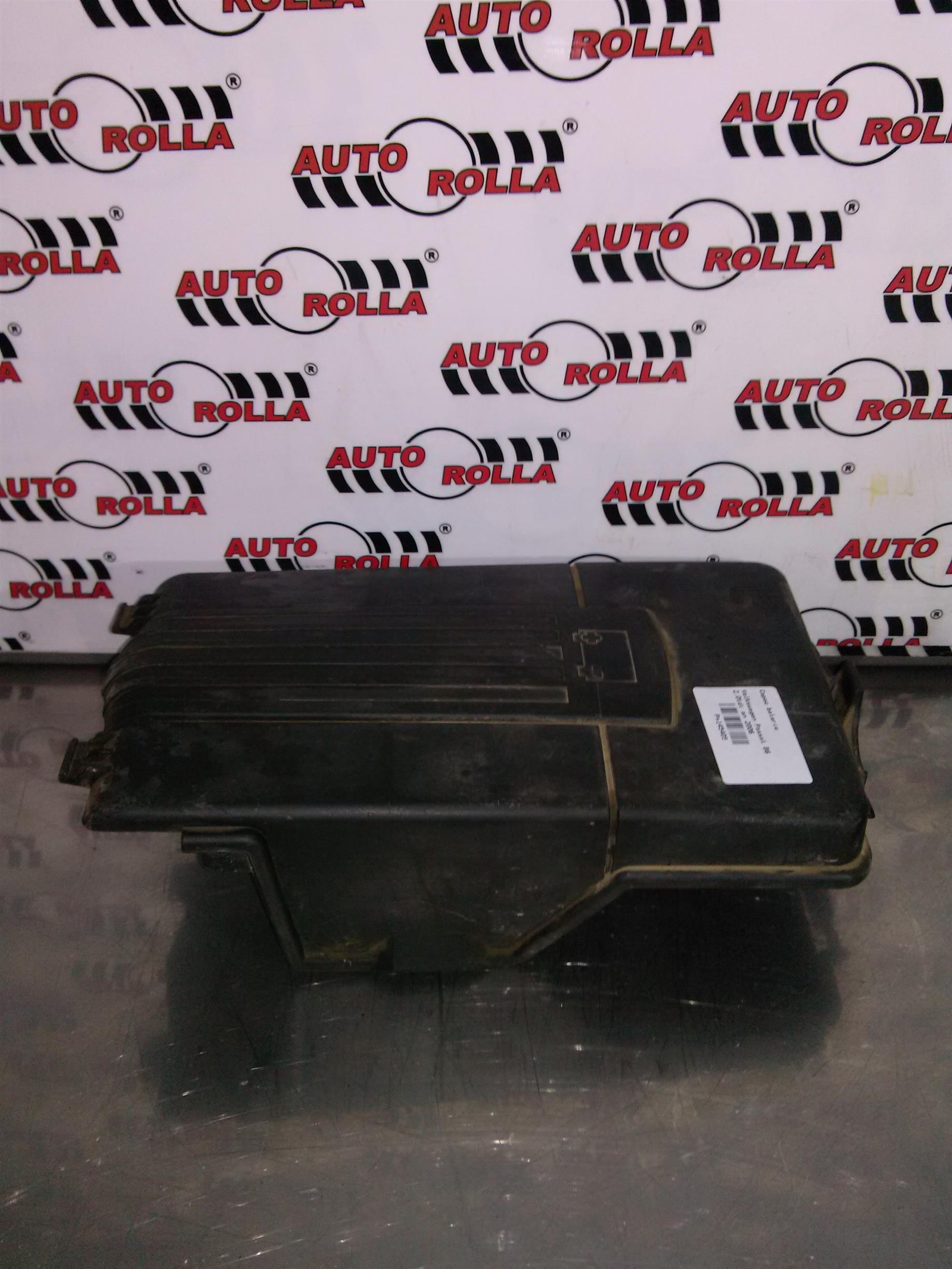 Capac baterie Volkswagen Passat B6 2.0tdi an 2006