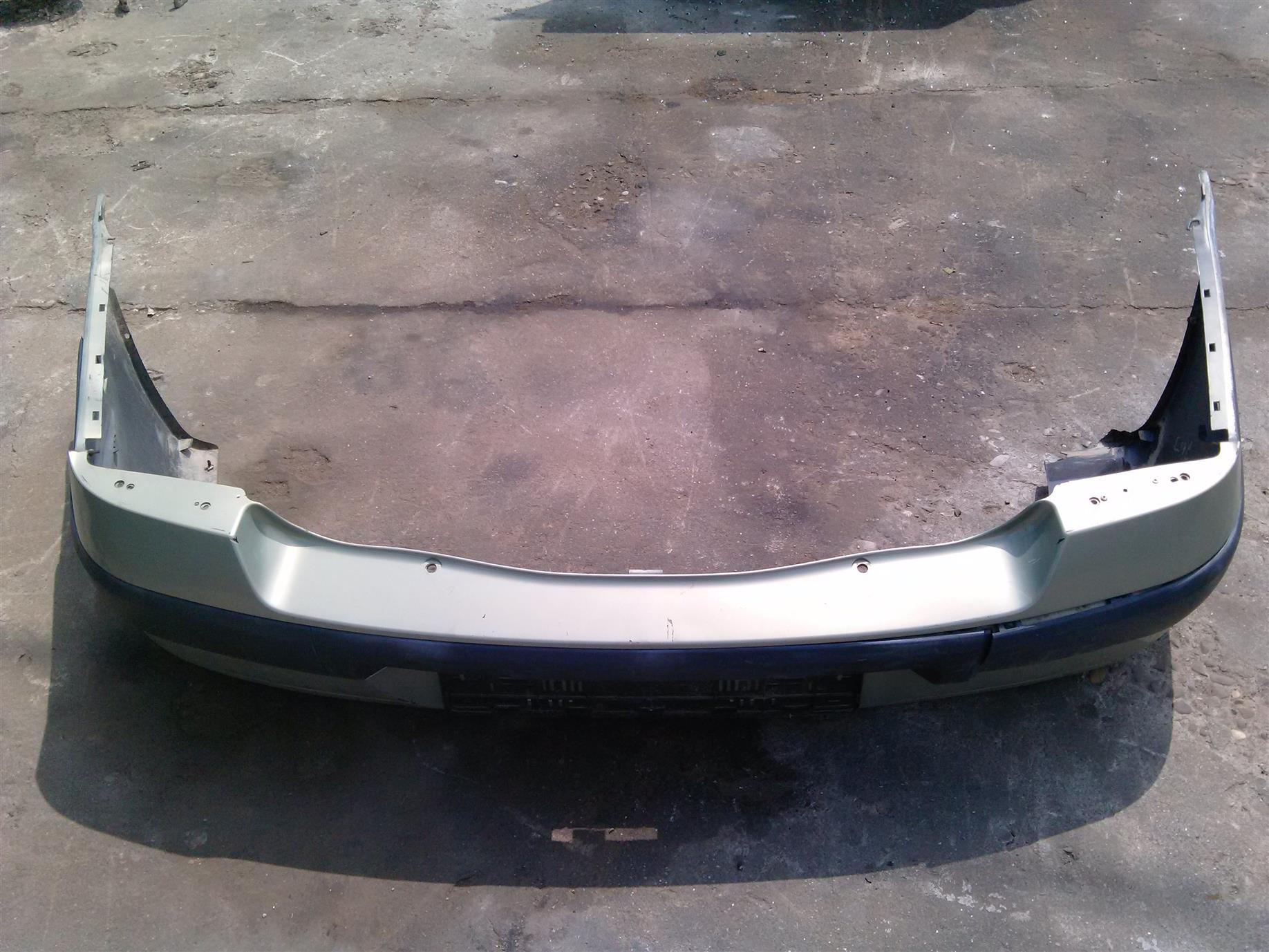Bara spate Renault Clio 2 an 2003