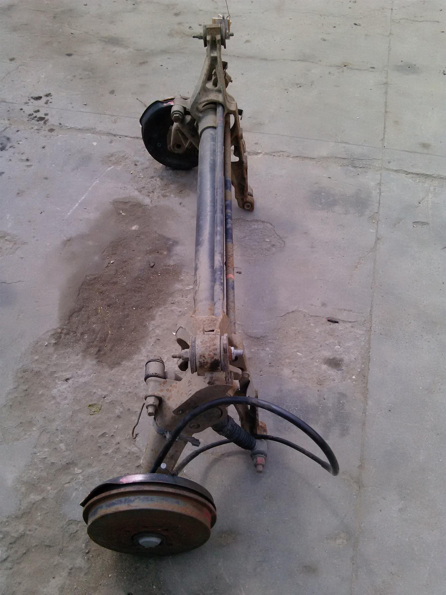 Amortizor stanga spate Peugeot Partner an 2004