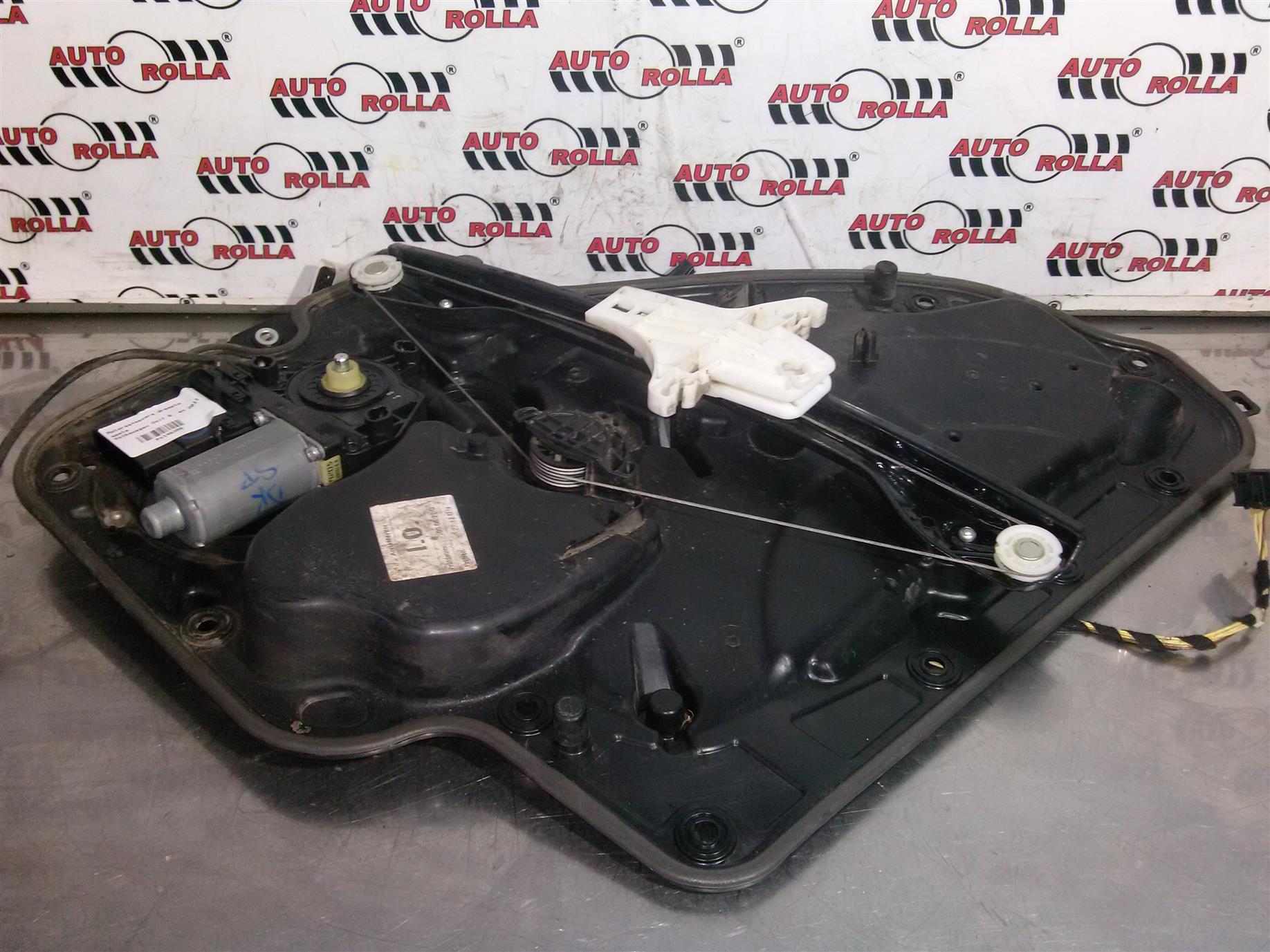 Macara + motoras dreapta spate Volkswagen Golf 6, an 2011