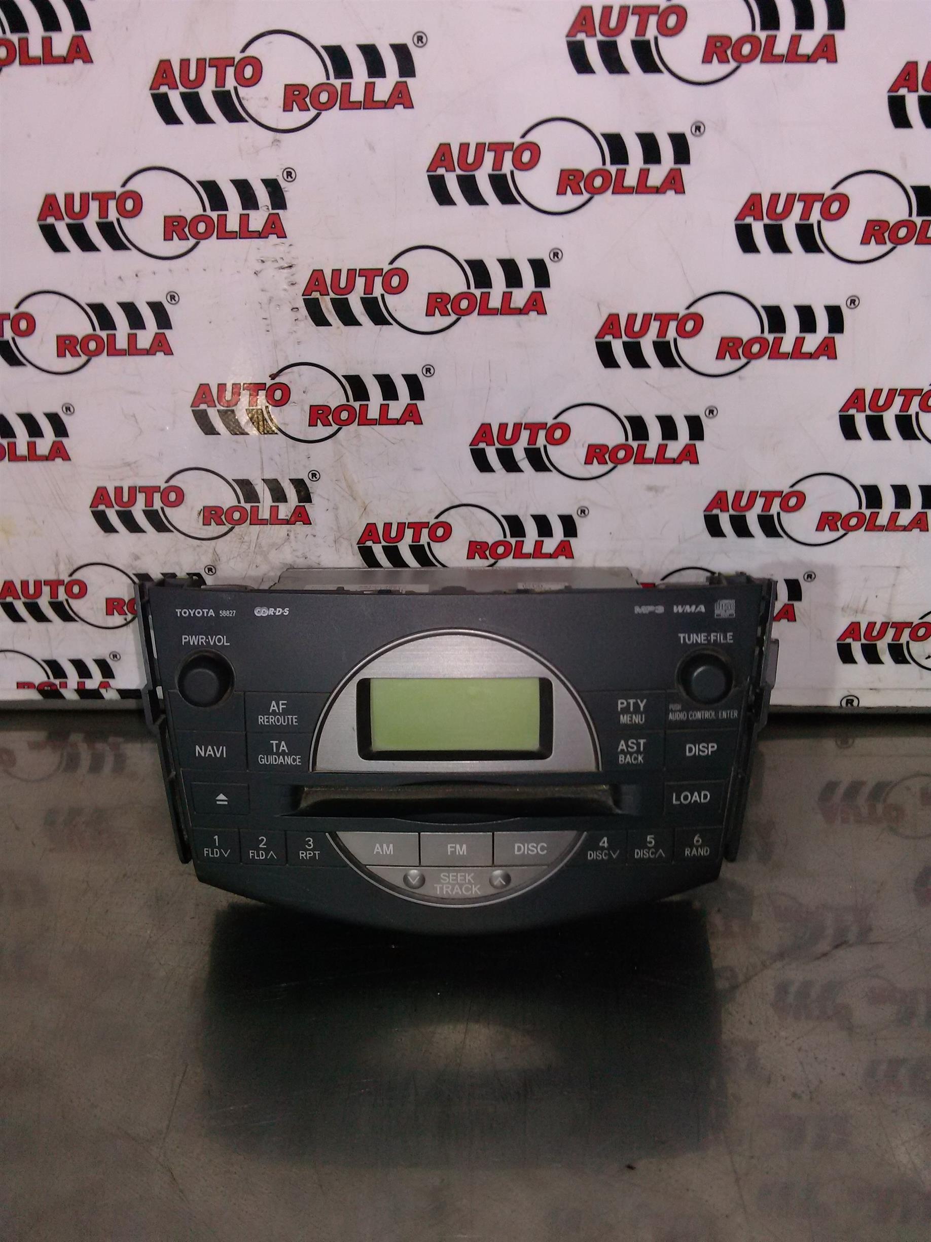 CD PLAYER Toyota RAV 4, an 2006