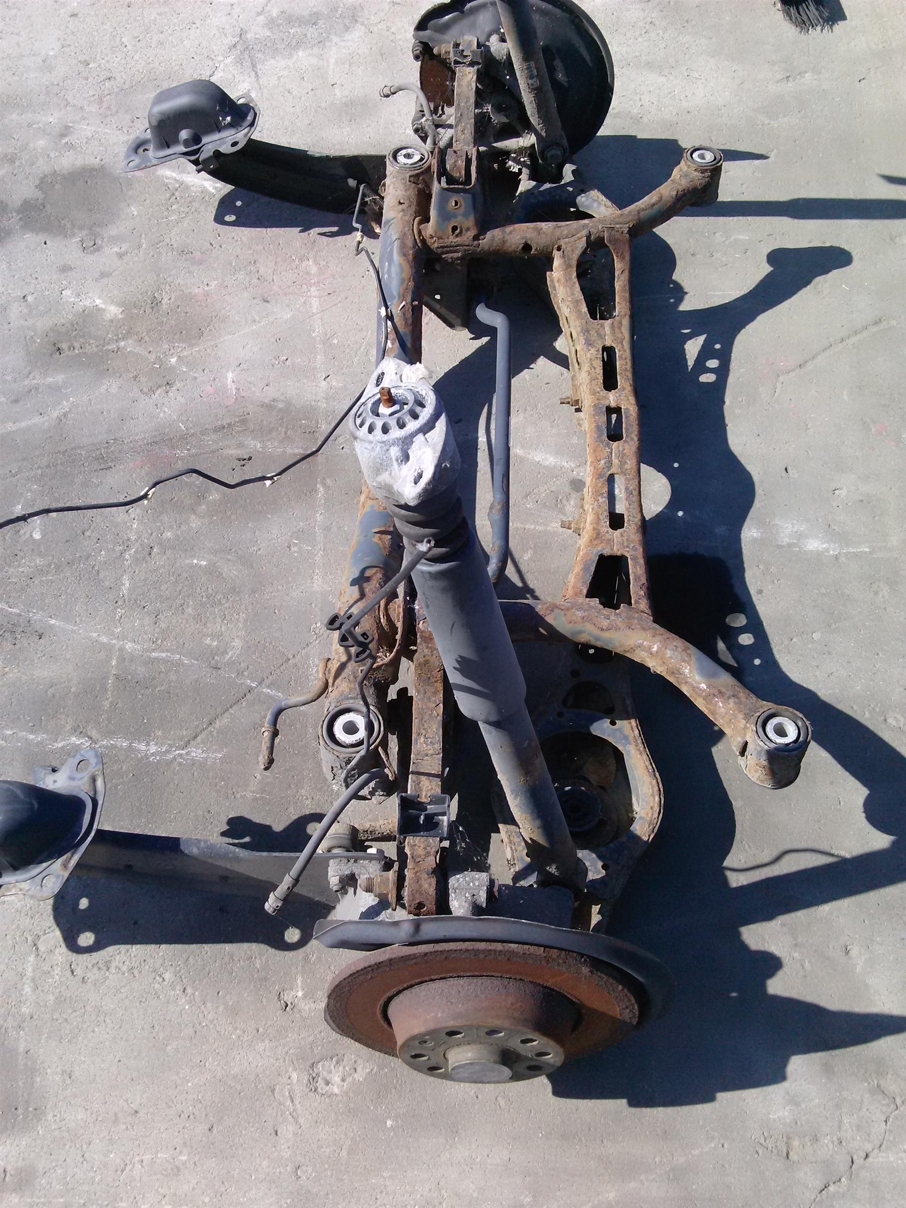 Punte spate Volkswagen Passat B6 break, an 2008