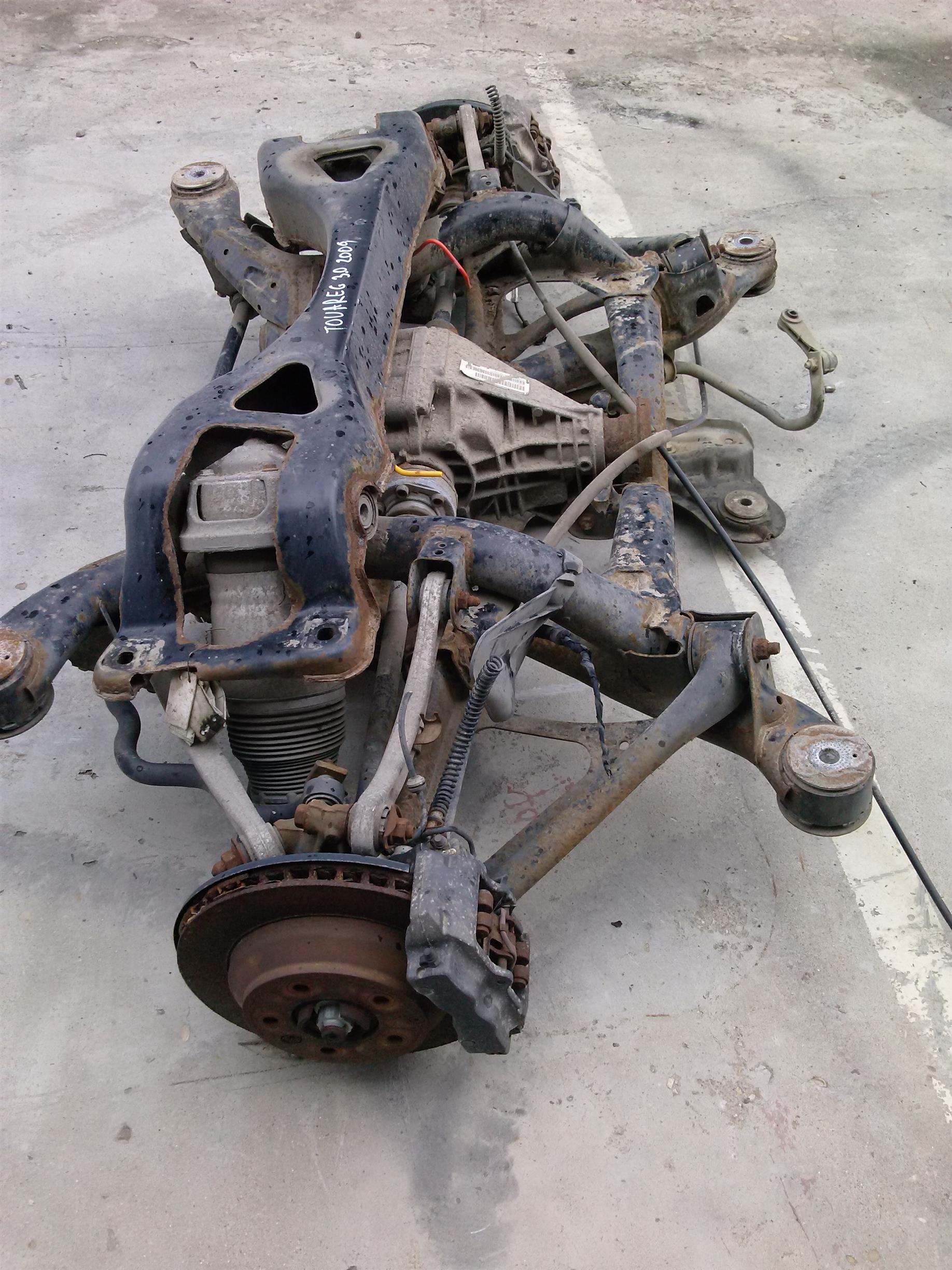Punte spate Volkswagen Touareg, 3.0 d, an 2009