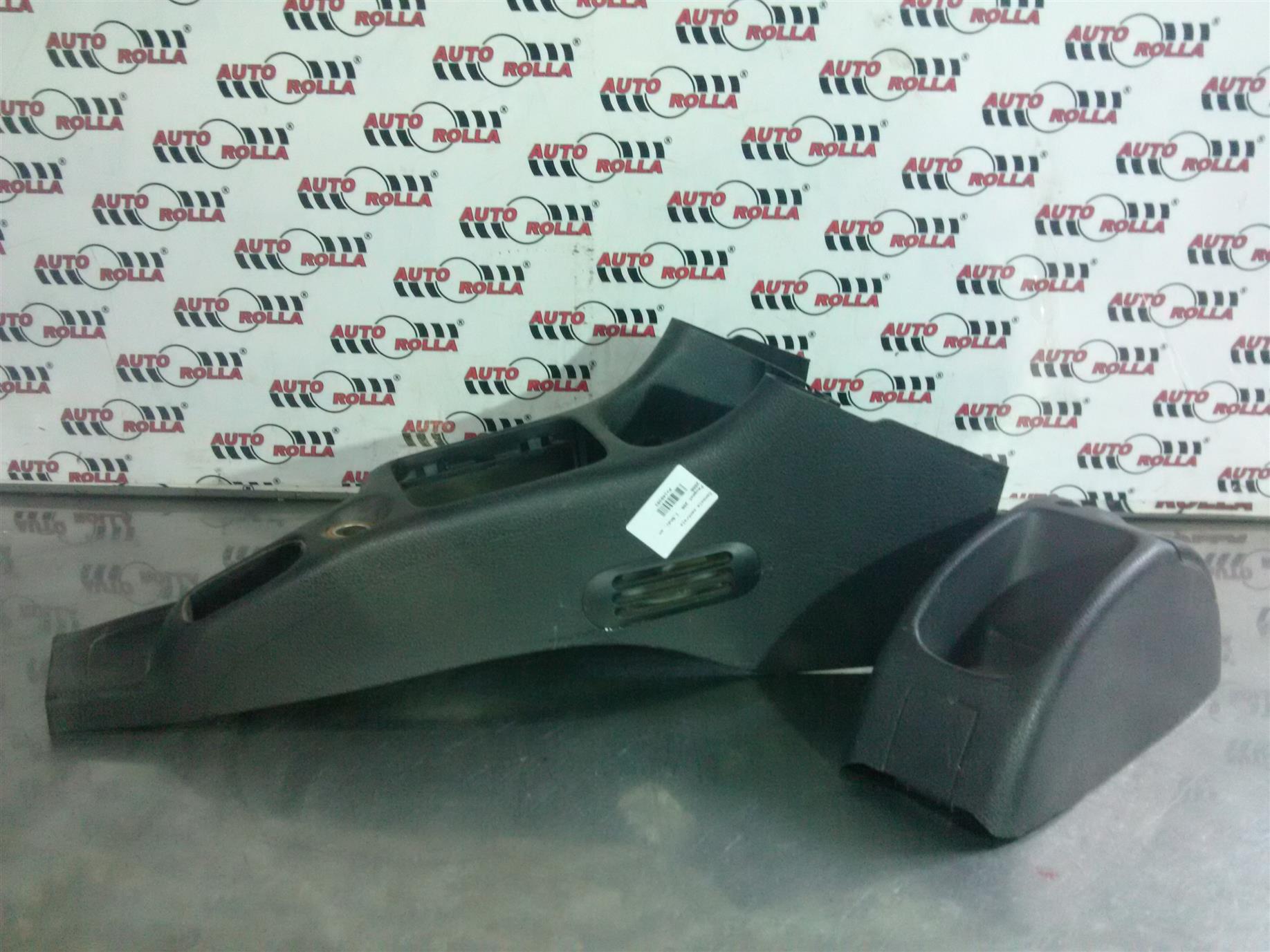 Consola centrala Peugeot 206, 1.6hdi, an 2006