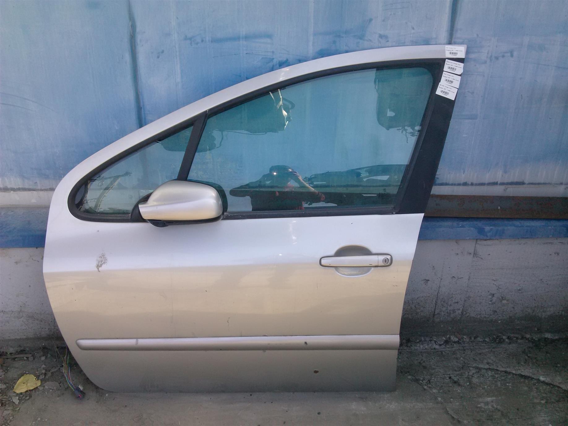 Geam stanga fata Peugeot 307, 1.6HDI breck