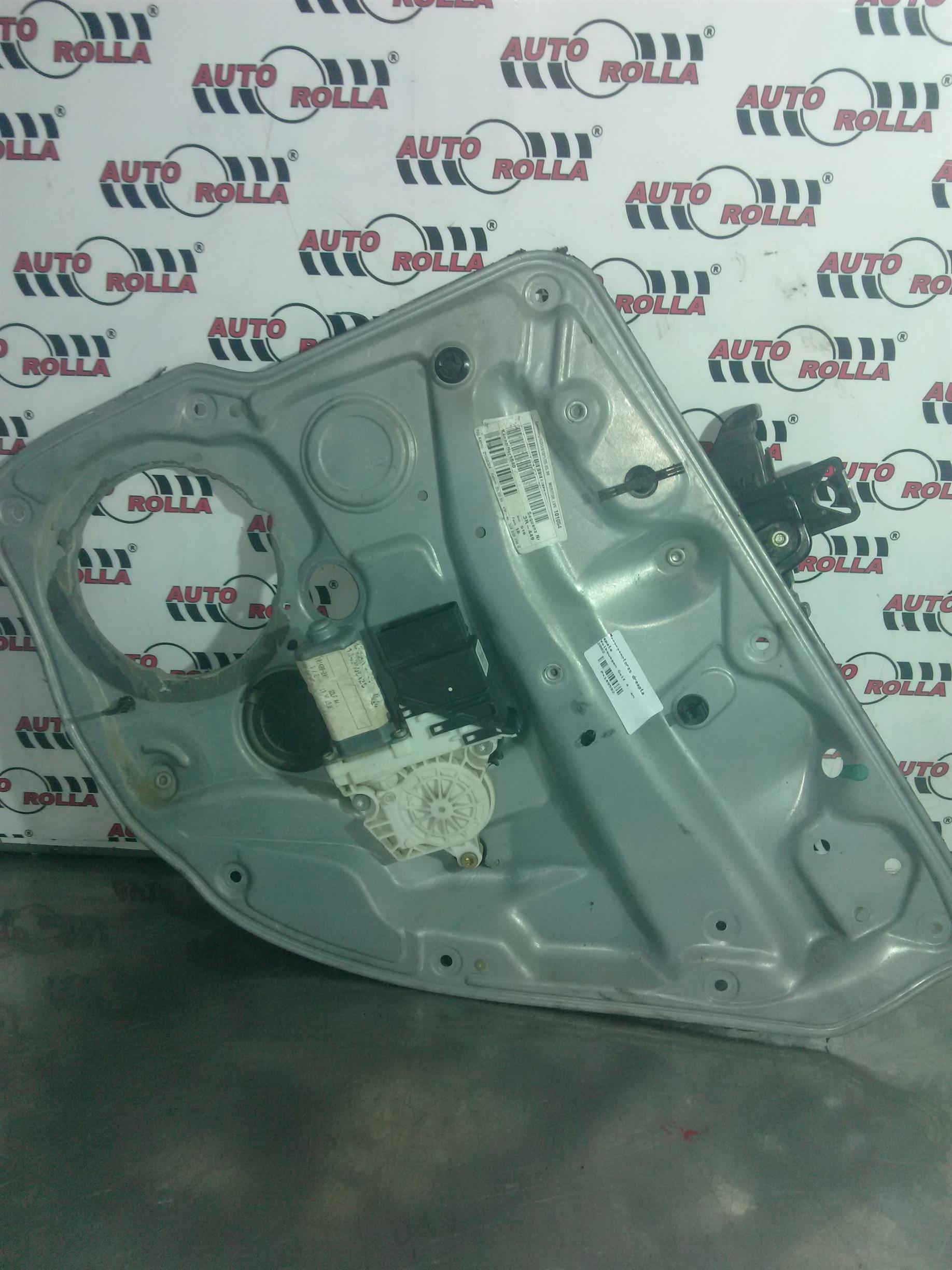 Macara+motoras dreapta spate Volkswagen Golf 4, an 2002