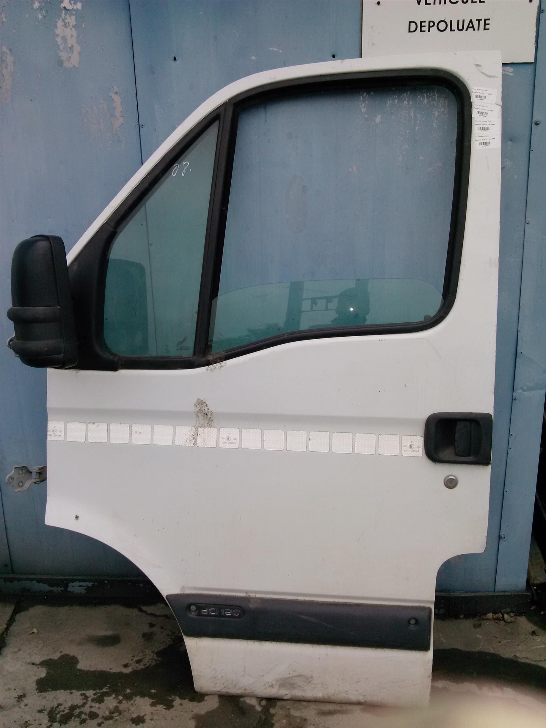 Usa dreapta fata Renault Trafic, an 2008