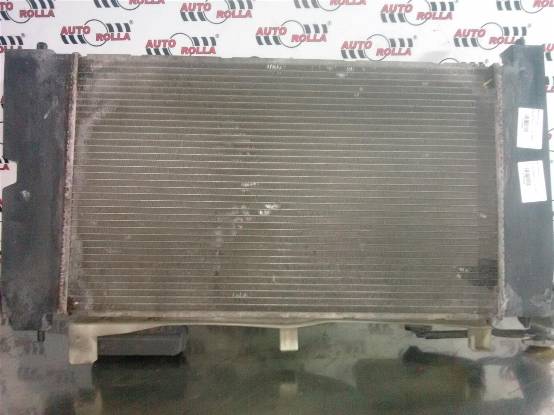 Radiator apa Toyota Avensis, an 2005