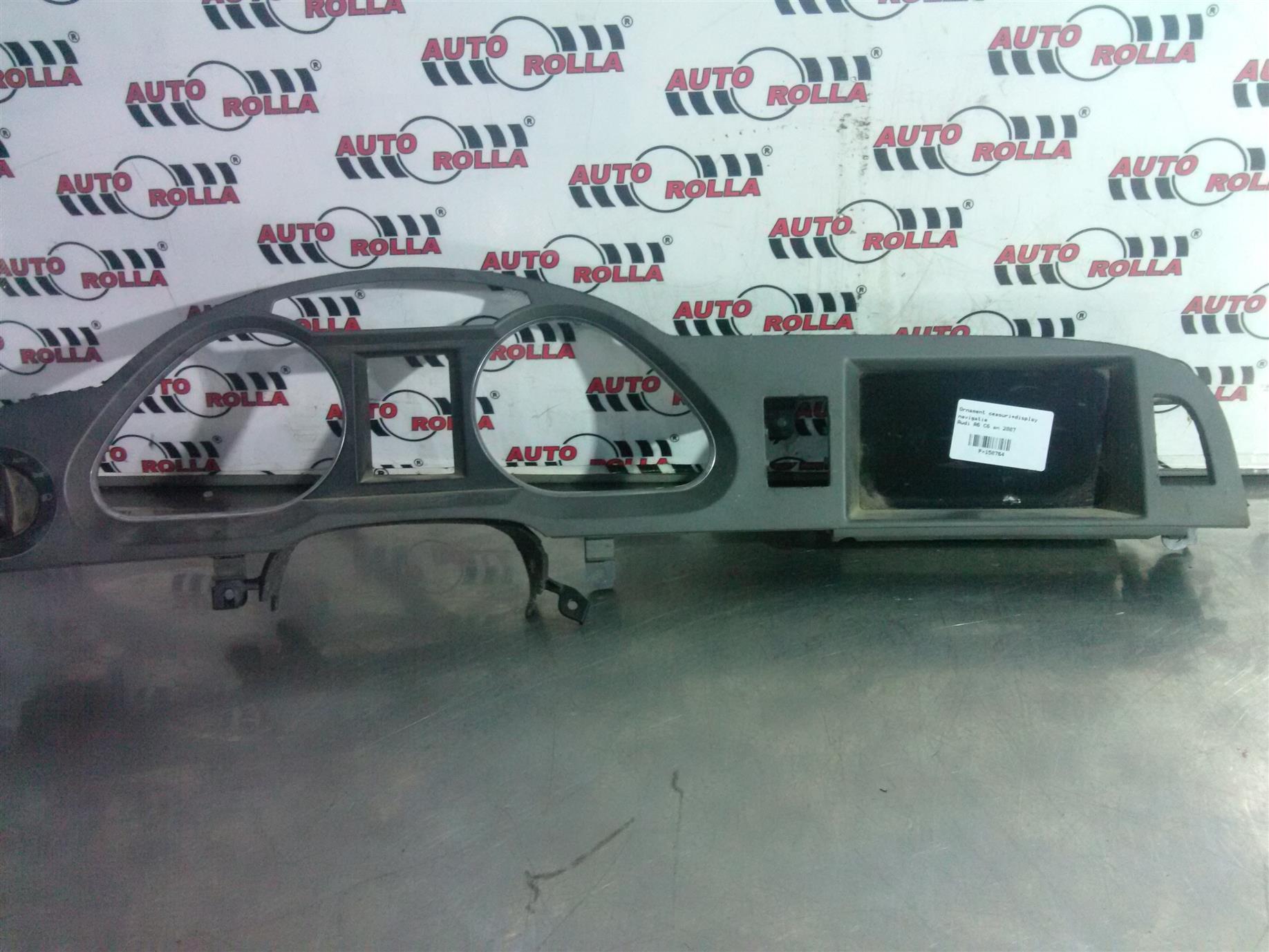 Ornament ceasuri+display navigatie Audi A6 C6 an 2007