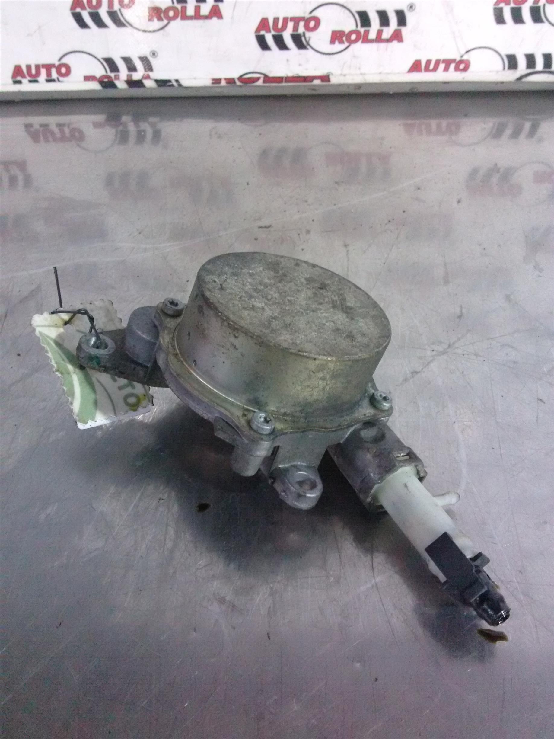 Pompa vacuum Renault Master 2.3D, an 2015, euro 5, M9TB7