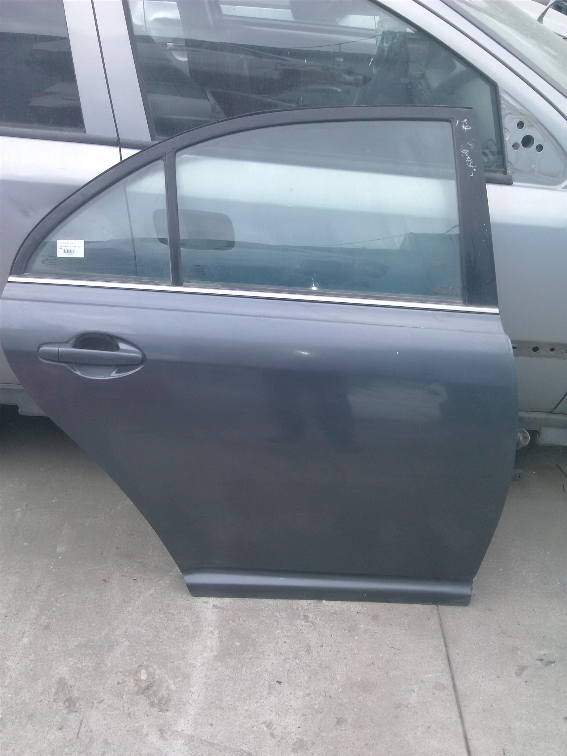 Usa dreapta spate Toyota Avensis 1.6S, an 2008