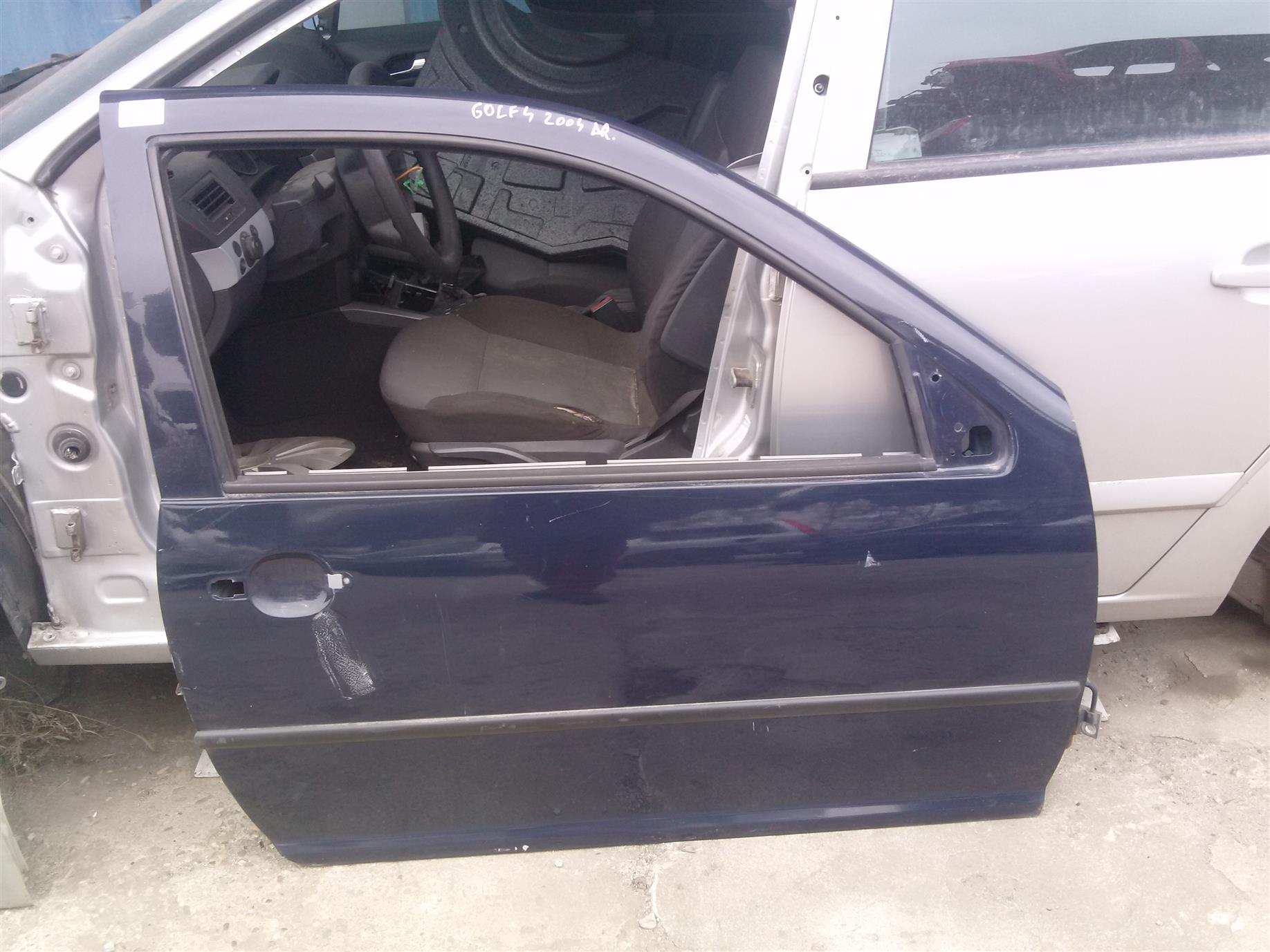 Usa dreapta fata Coupe Volkswagen Golf 4 1.4S 16V,an 2001