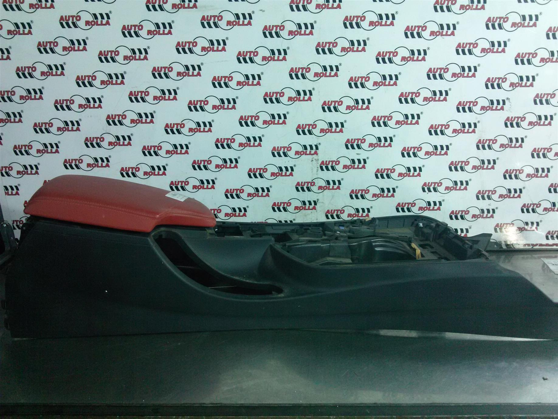 Consola centrala+cotiera BMW F30, 320D, an 2013, N47D20C