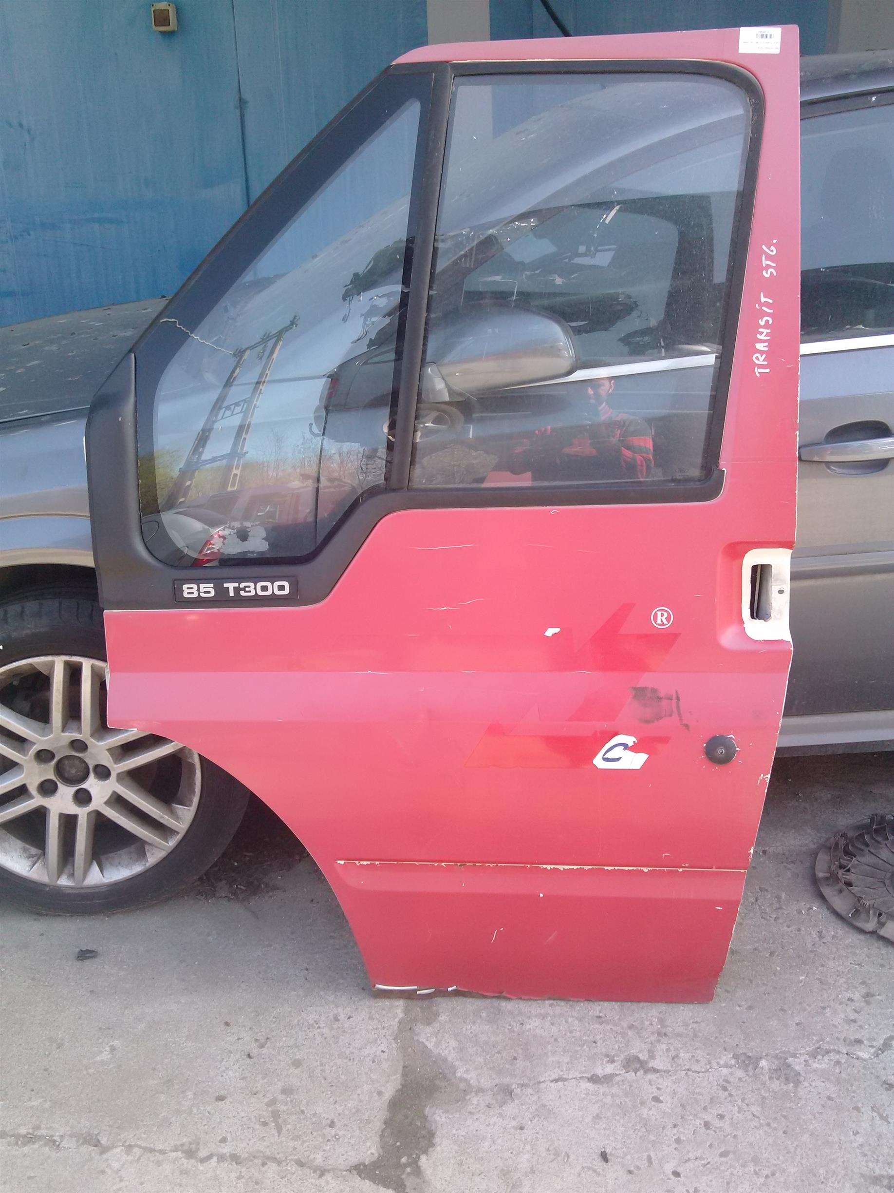 Usa stanga fata Ford Transit 2.4D, an 2006