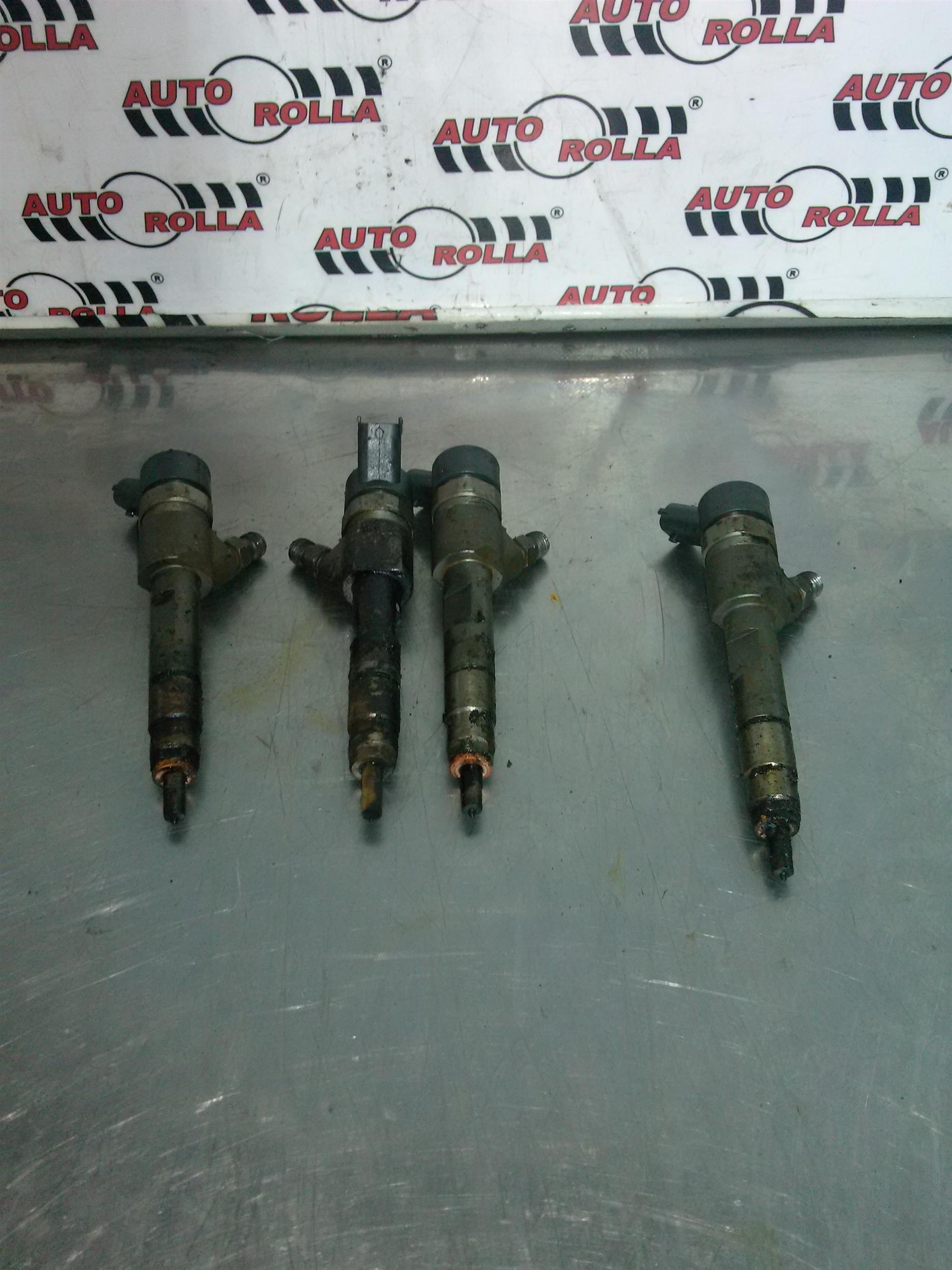 Injectoare set Suzuki Grand Vitara 1.9, an 2006, F9Q-B2-64