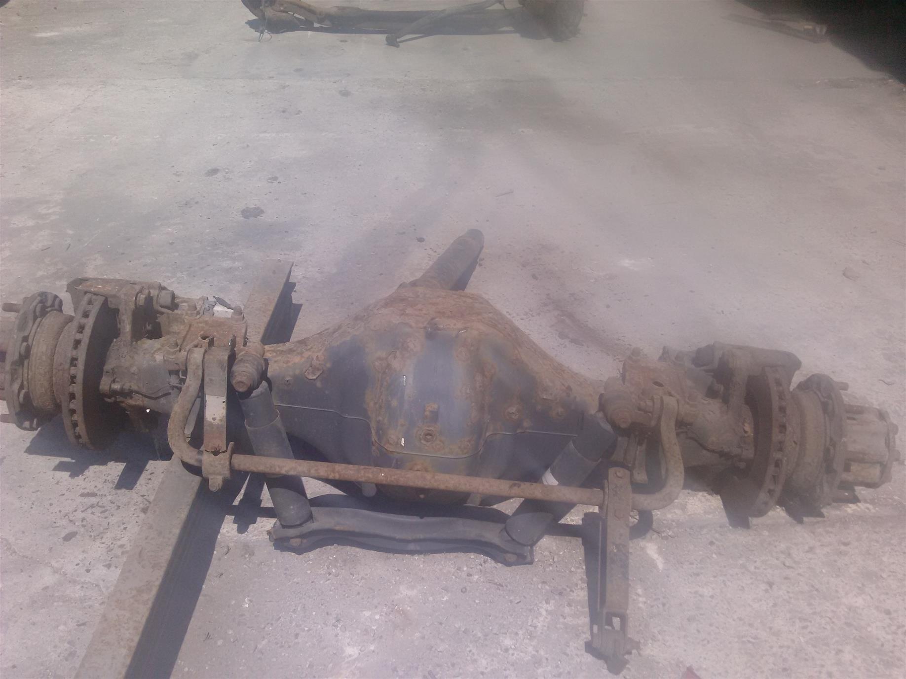 Punte spate Mercedes Atego 1823,6cilindrii, an 2006