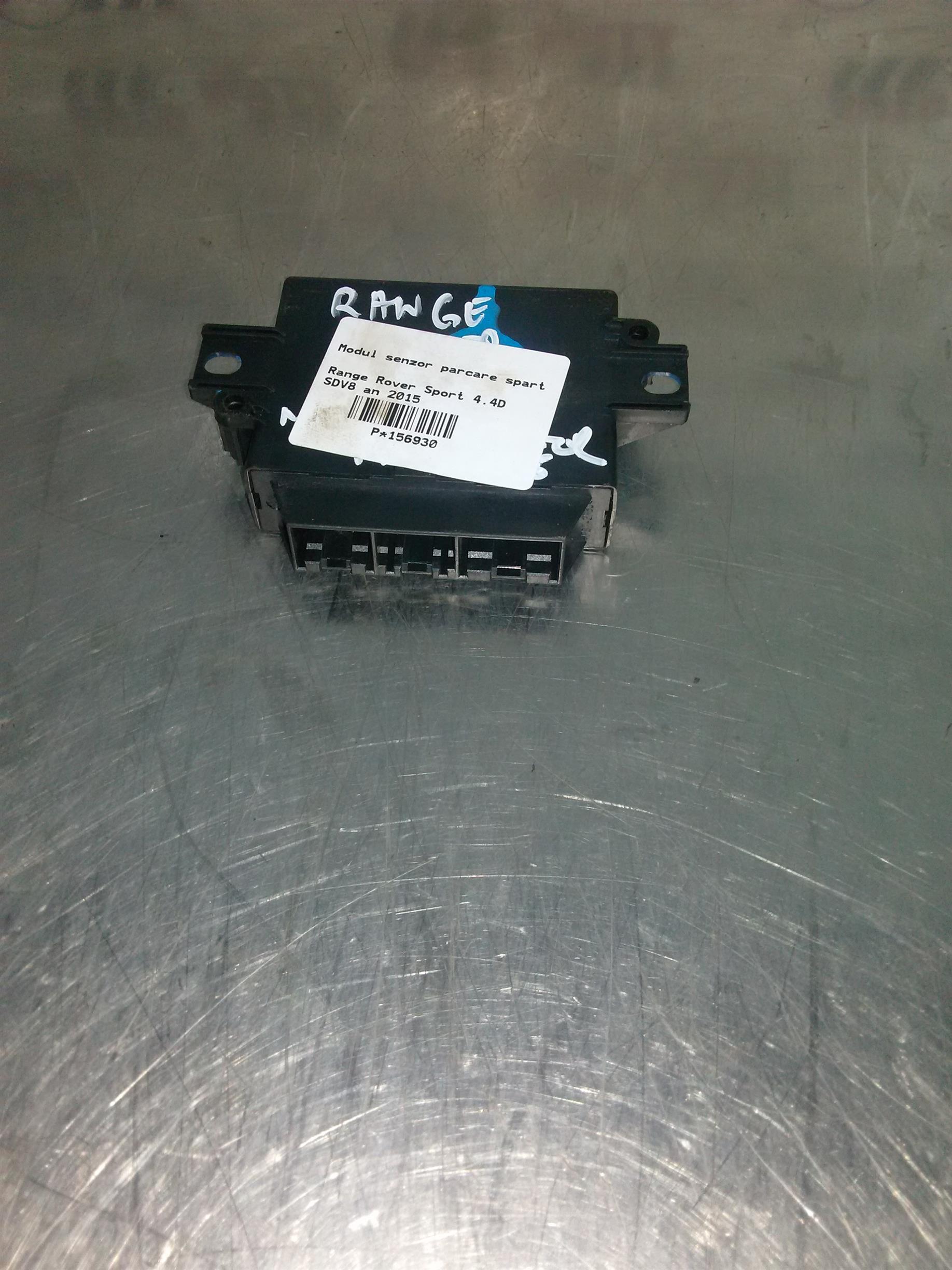 Modul senzor parcare spart Range Rover Sport 4.4D SDV8 an 2015