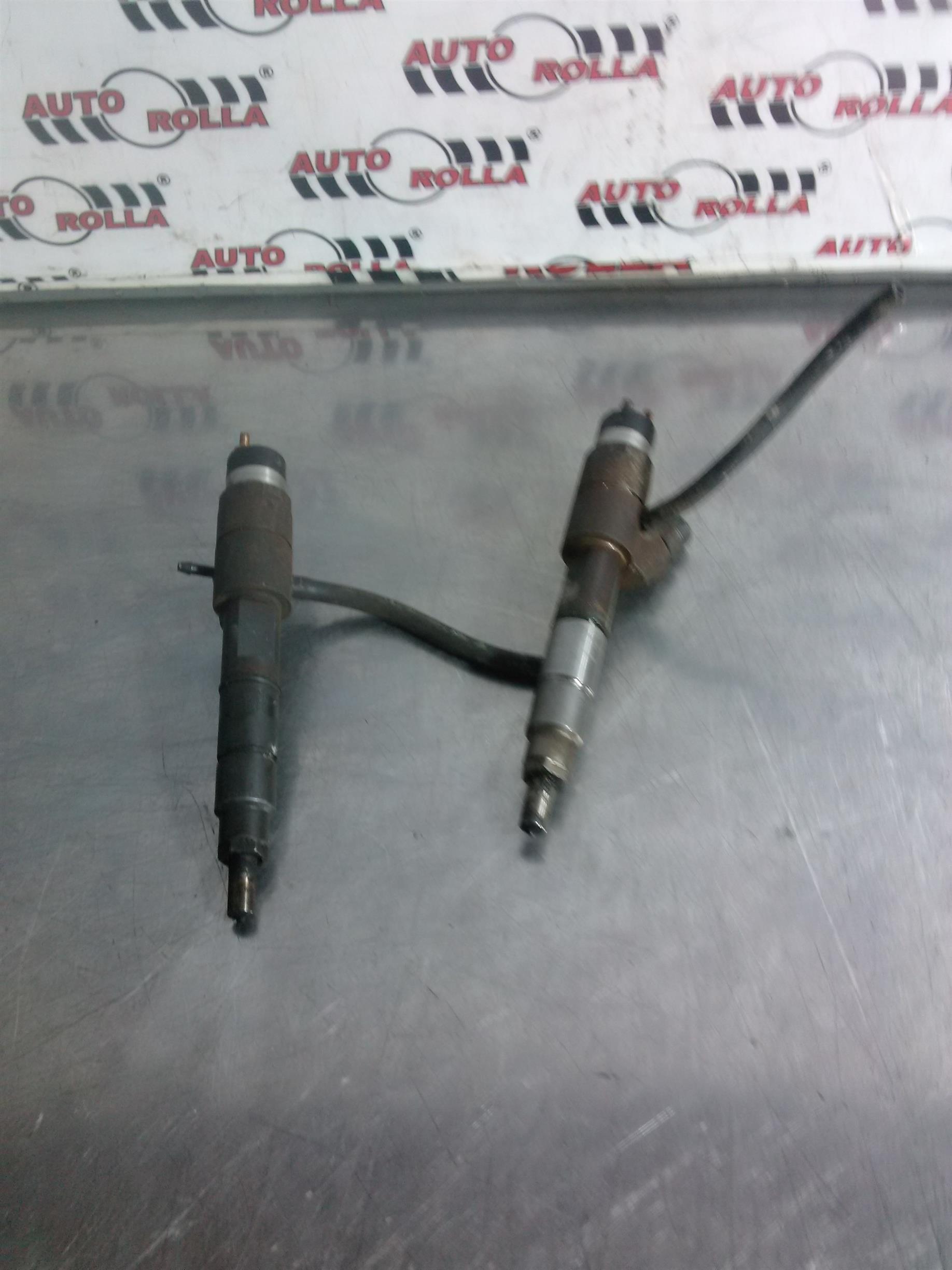 Injectoare 2 bucati Renault Midlum 270, an 2004
