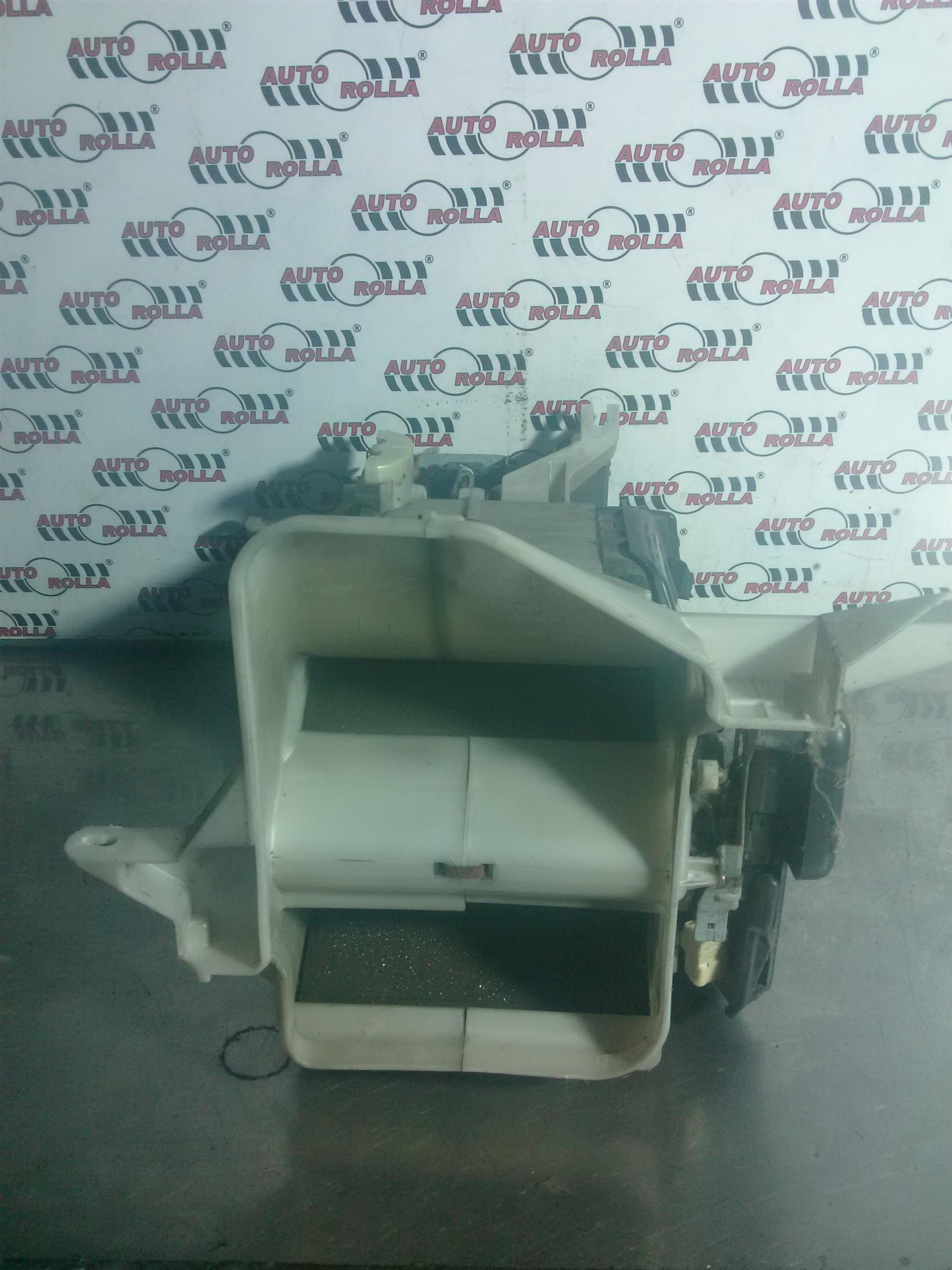 Aeroterma Toyota J100, an 2003