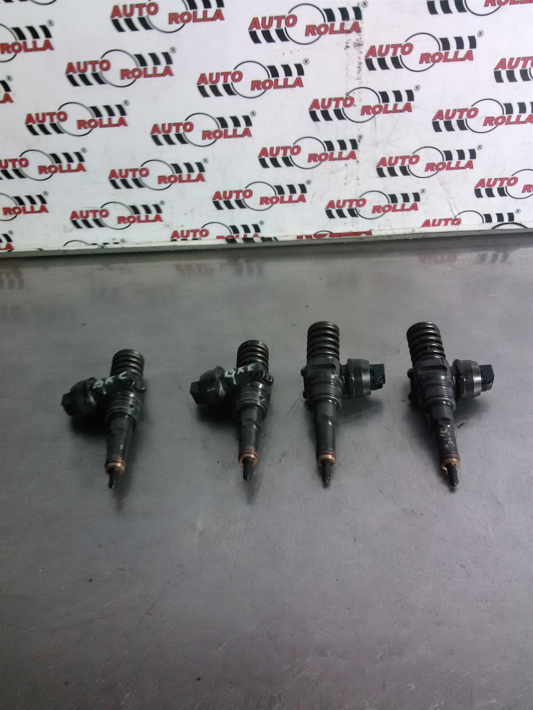 Injectoare set Volkswagen Passat B6, 1.9 tdi, an 2005