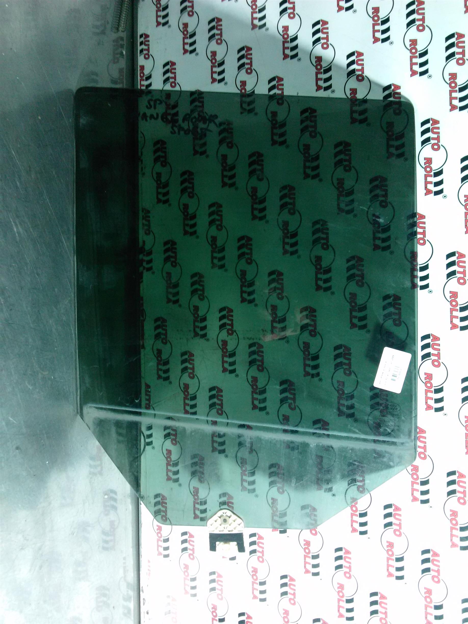 Geam dreapta spate Land Rover Sport an 2009