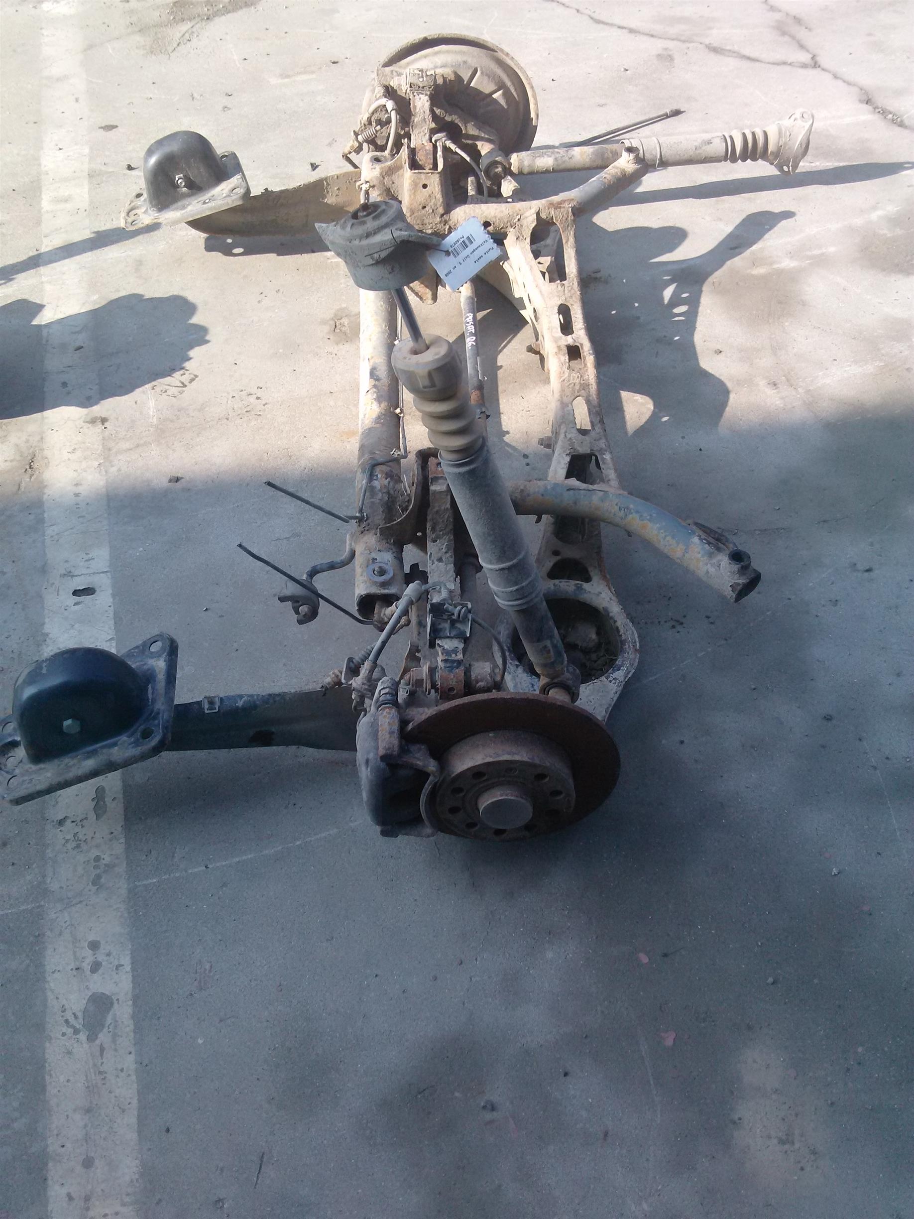 Punte spate Volkswagen Golf 5, an 2006