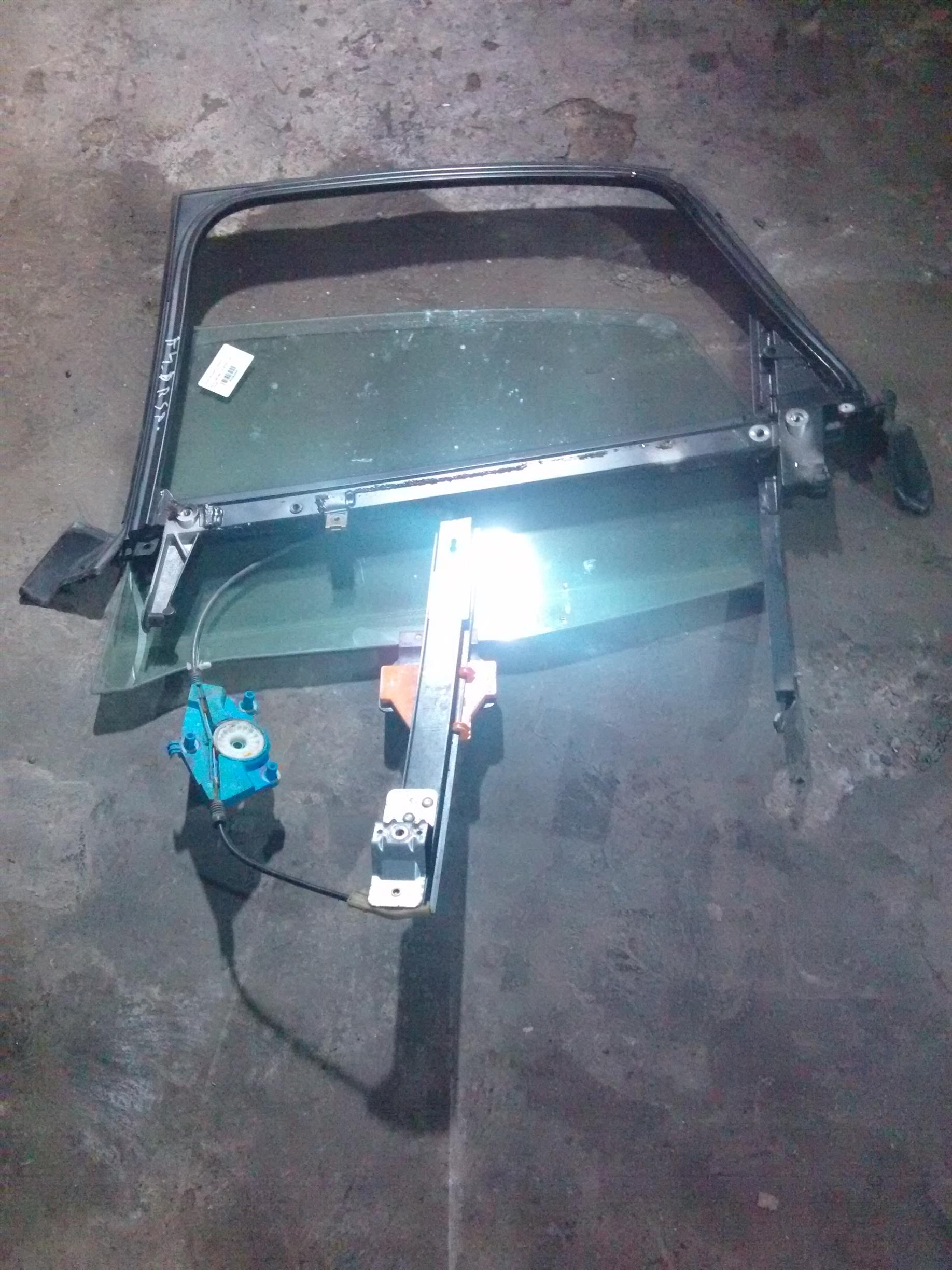 Geam dreapta spate Audi A4 B8, 2.0TDI, an 2010