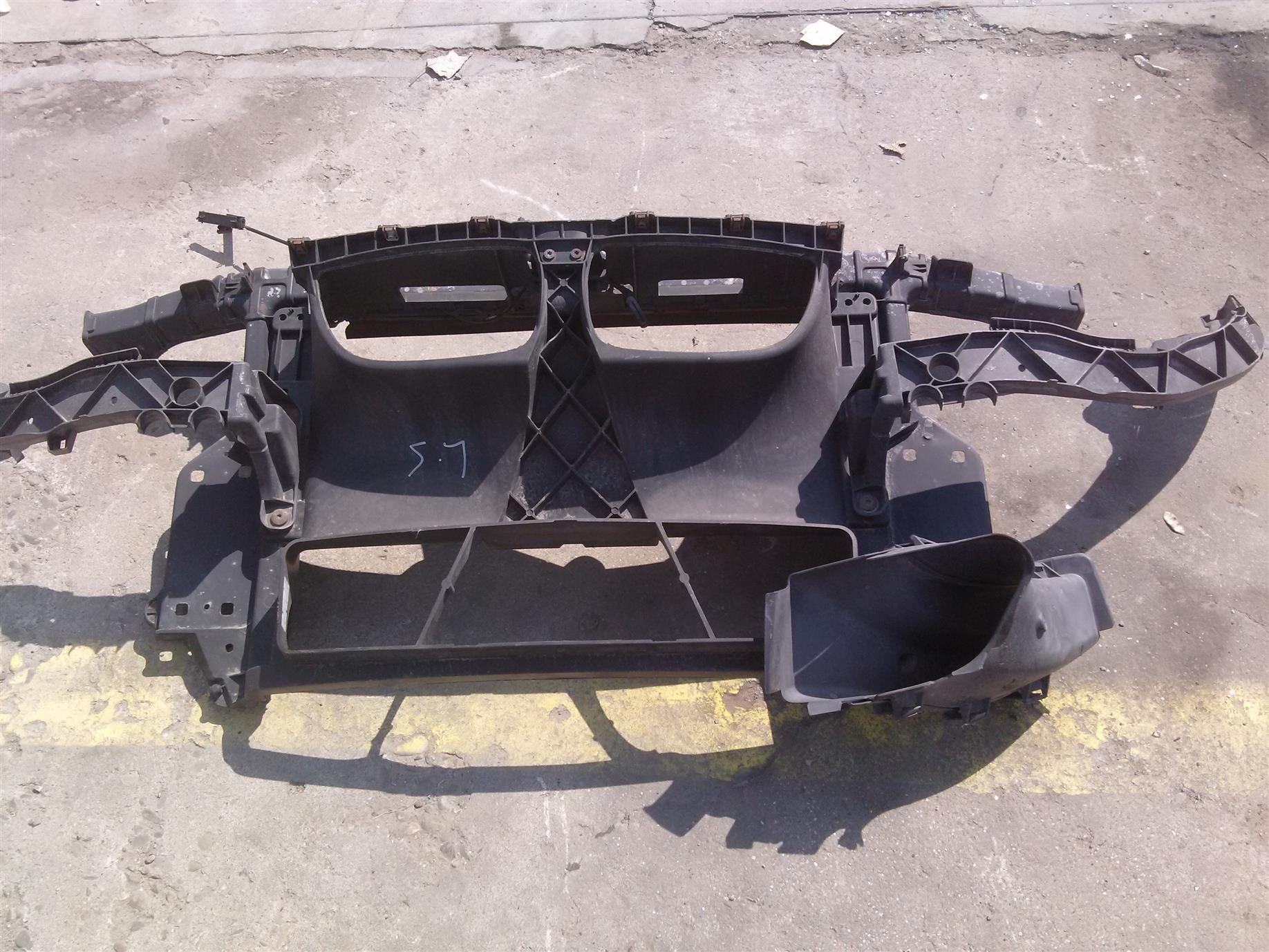 Trager BMW seria 1 E81
