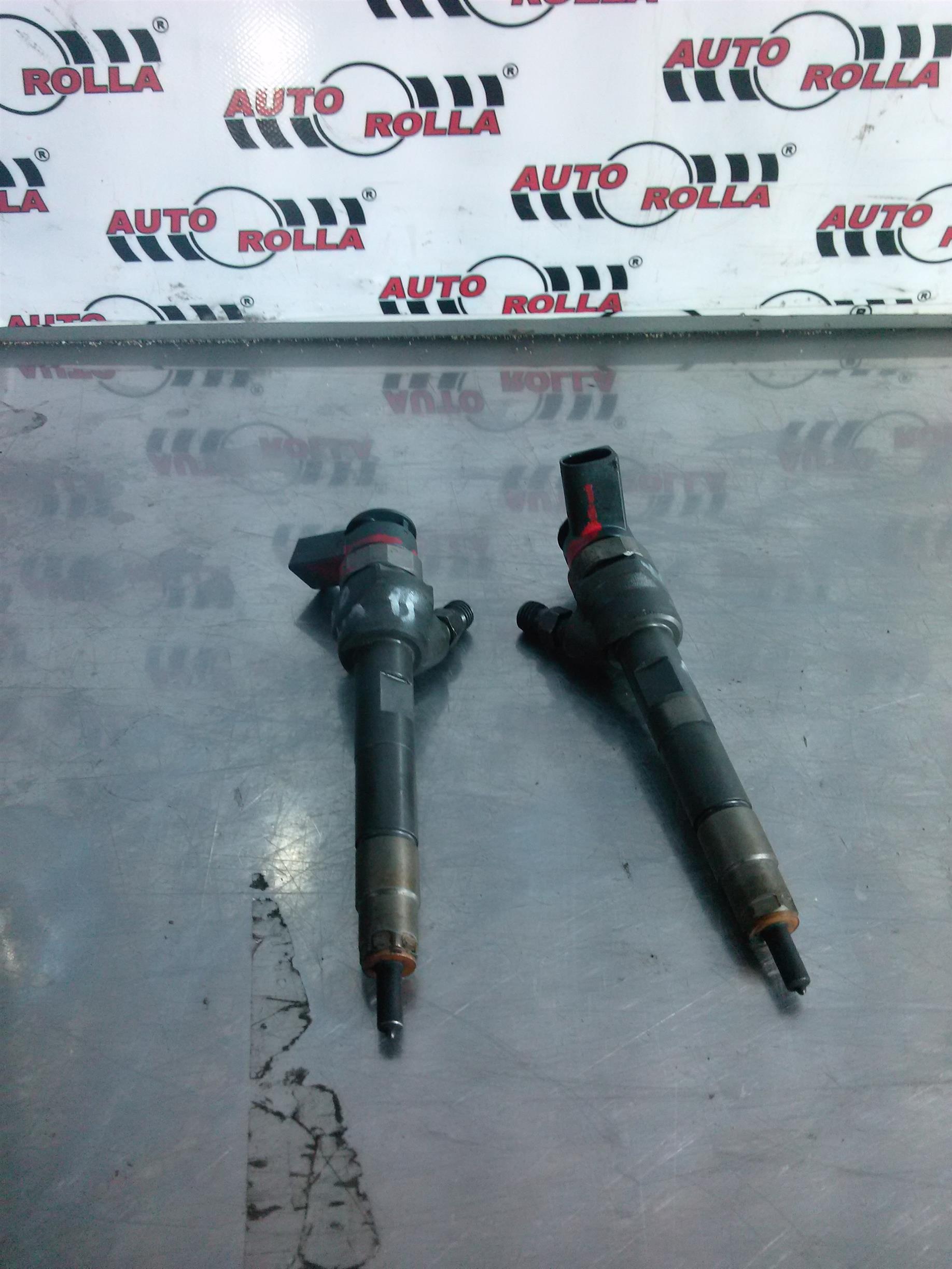 Injectoare 2 bucati BMW E90, 2.0 d, an 2007