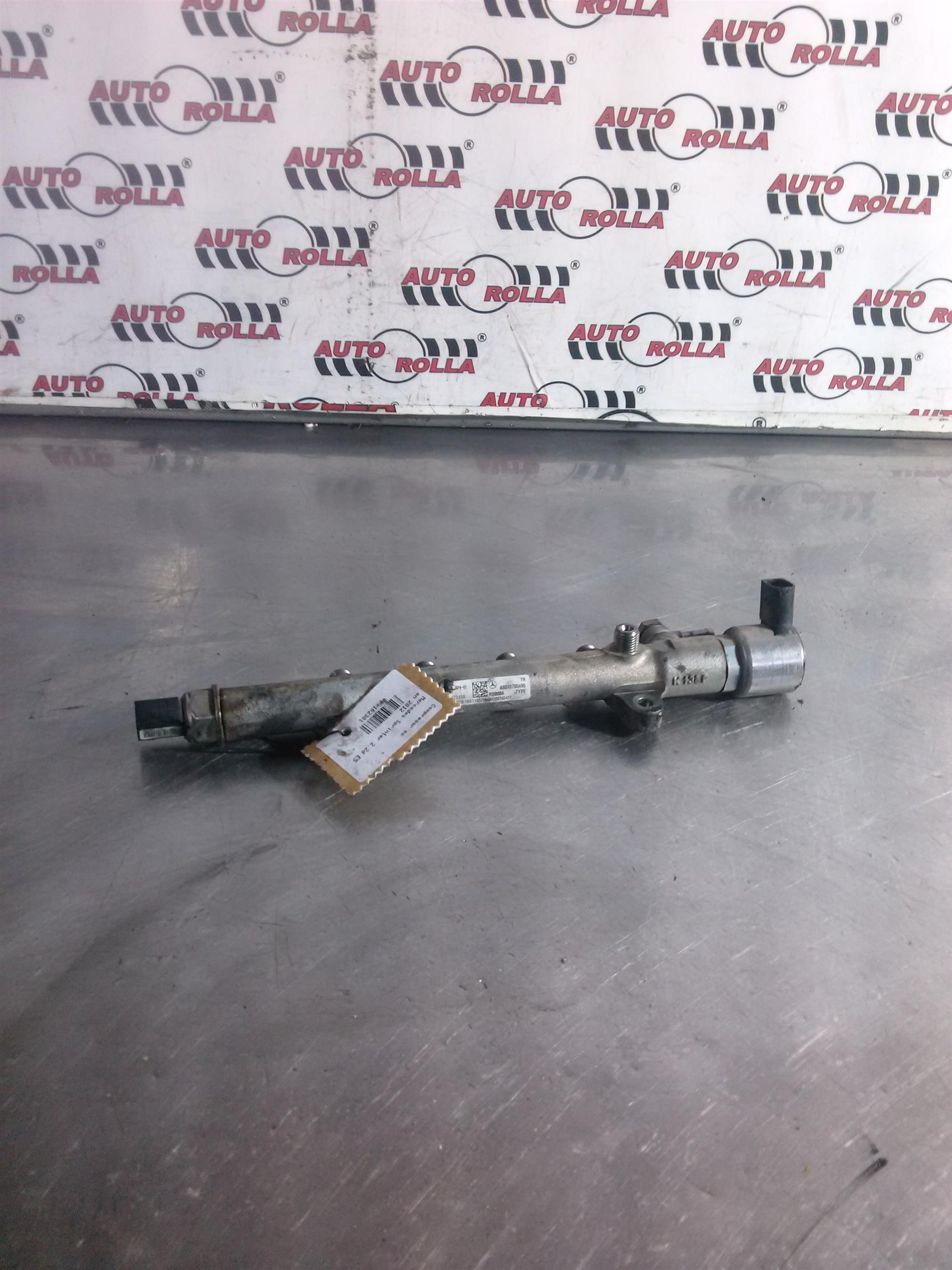 rampa injectoare Mercedes Sprinter 2.2d E5 an 2012