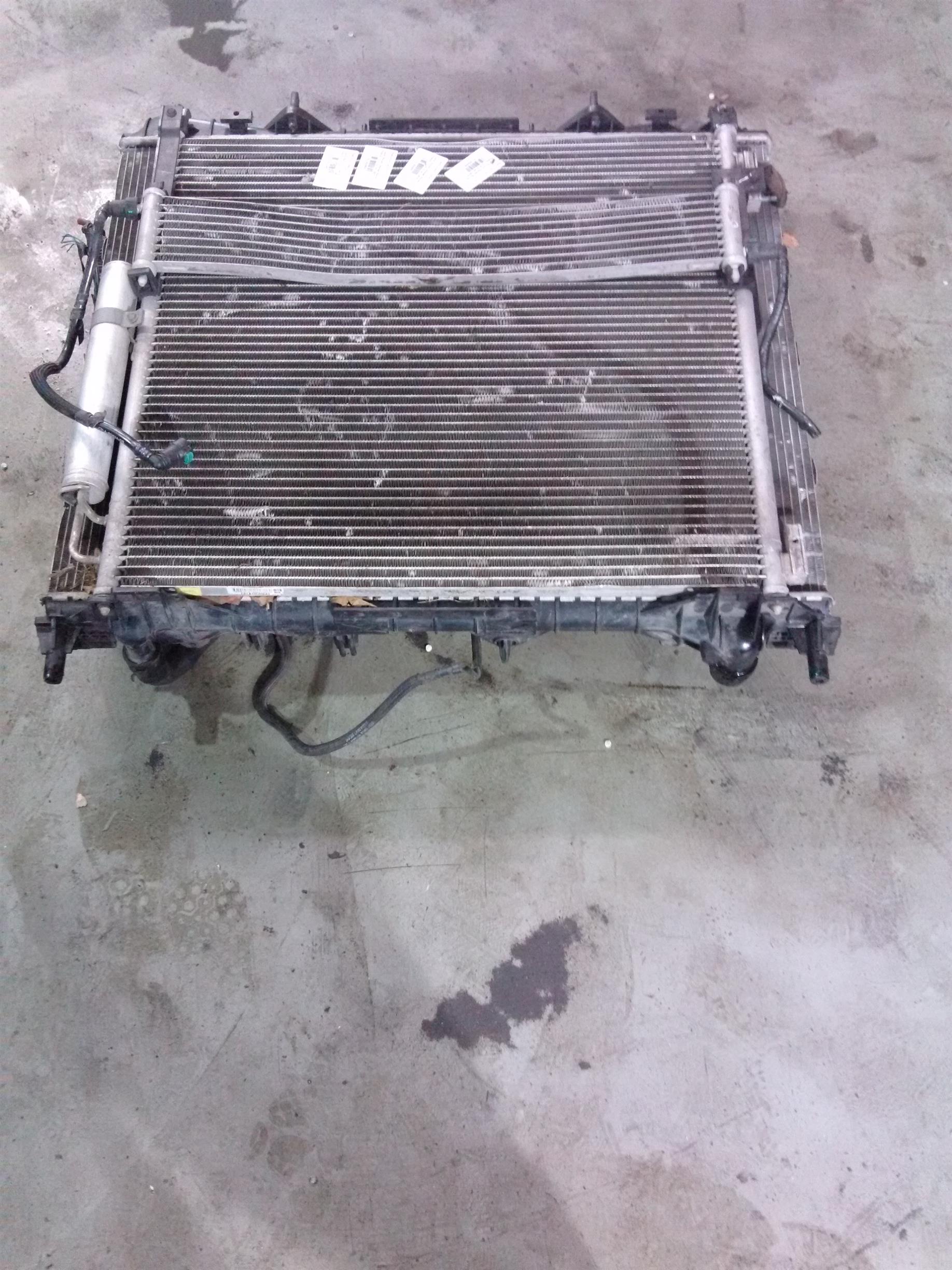 Radiator apa Land Rover Range Rover Vogue, 3.0 d an 2015