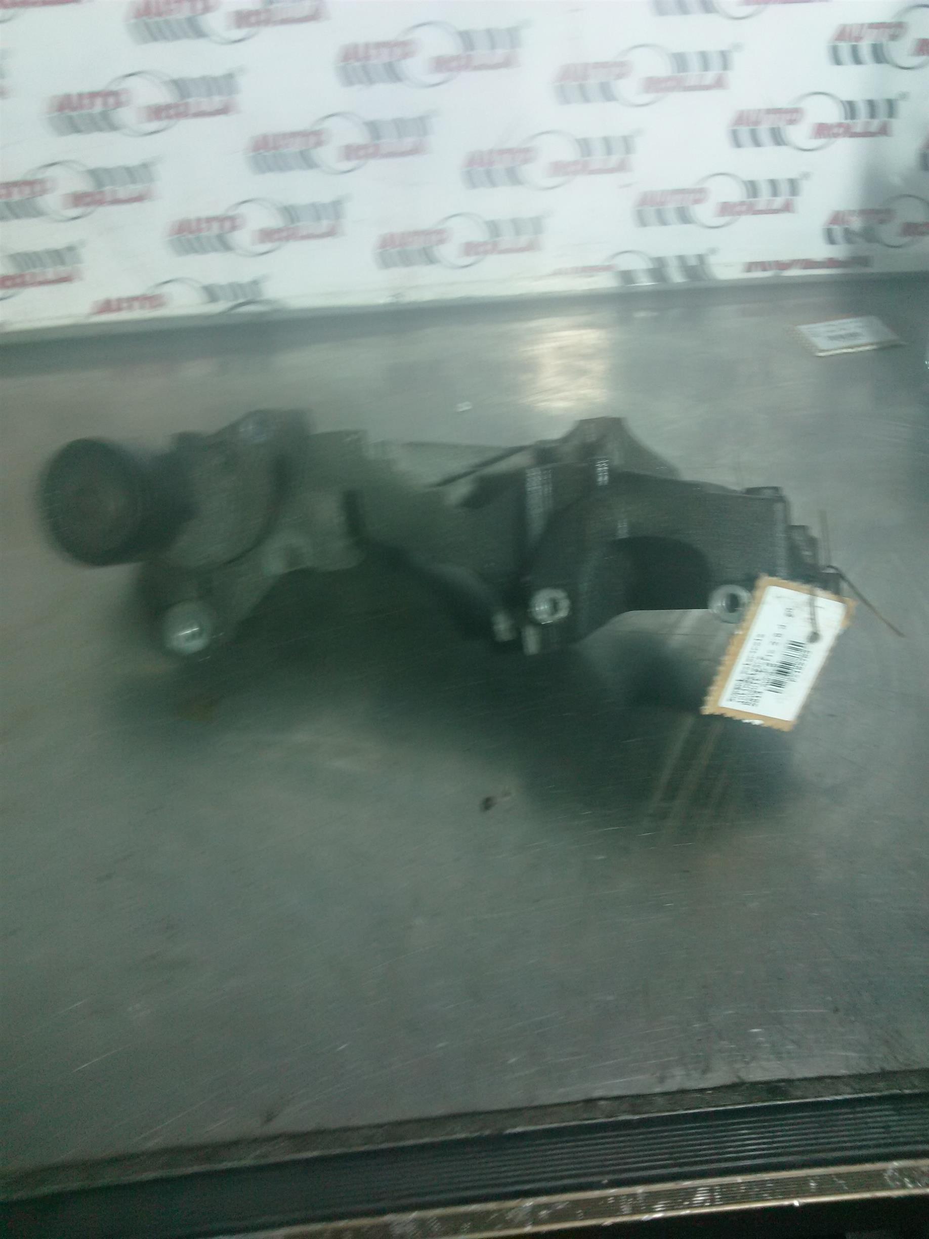 Suport motor+rola intinzatoare Renault Trafic 2.0 d, an 2014 euro 5.