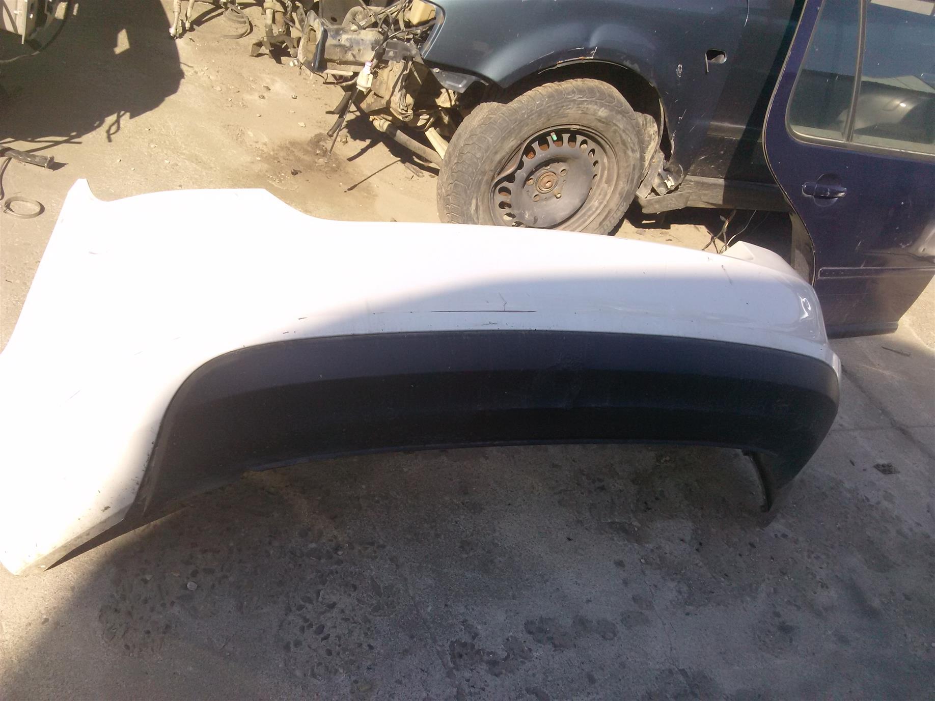 Bara spate Skoda Rapid an 2018