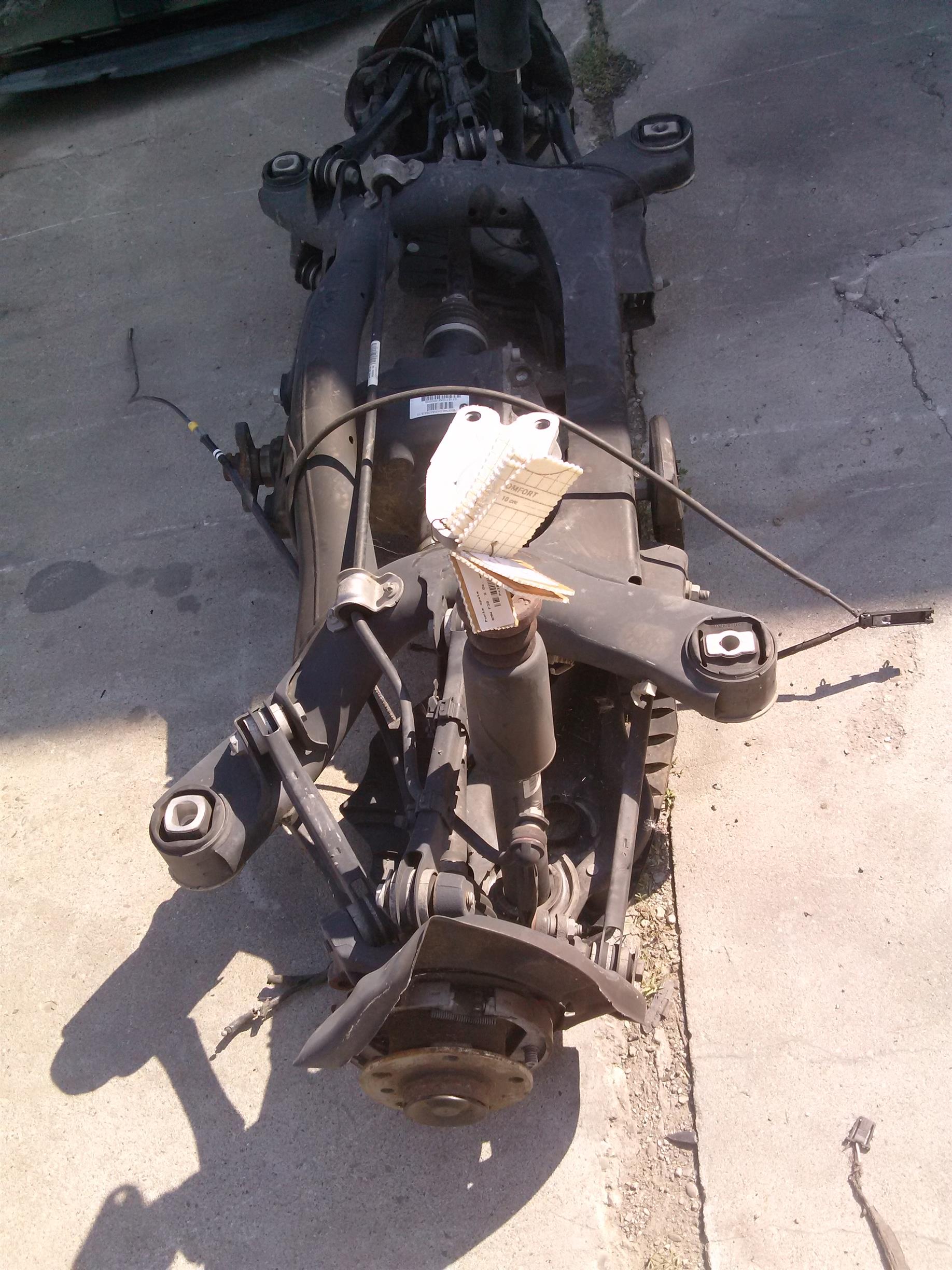 Punte spate BMW F30, 2.0s, an 2014