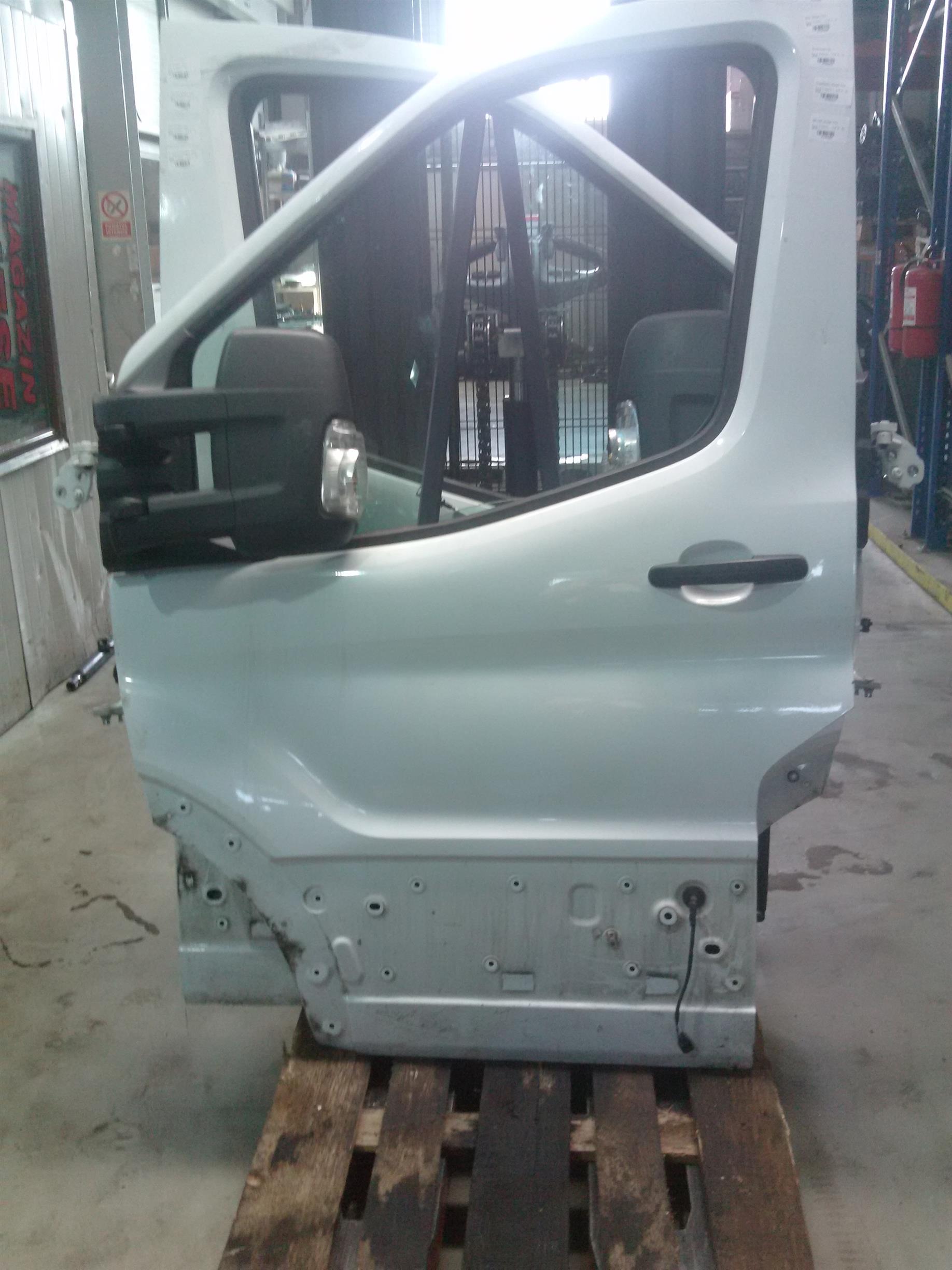 Usa stanga fata Ford Transit, 2.0 d, an 2018.