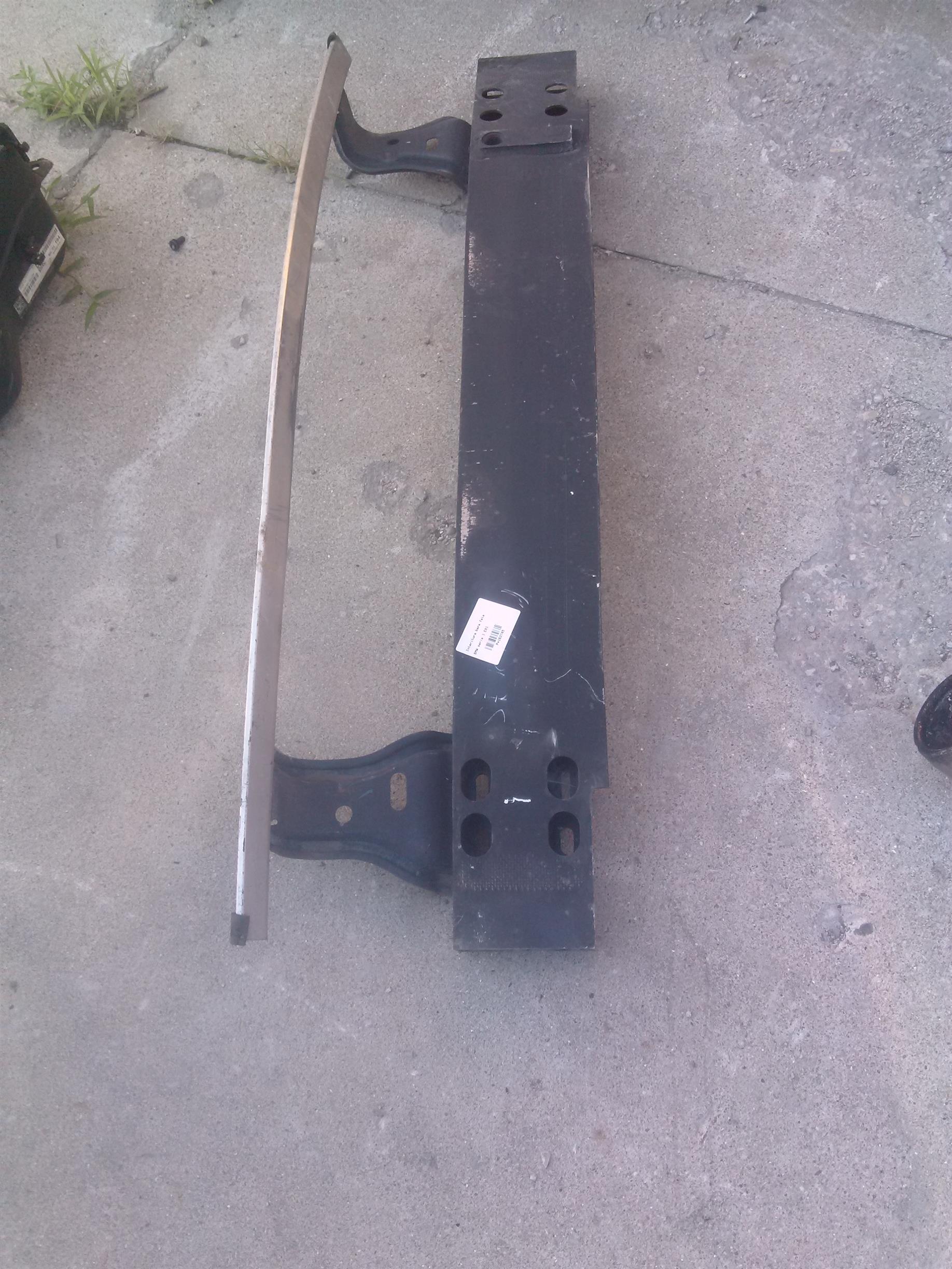 Intaritura bara fata BMW seria 1 E81