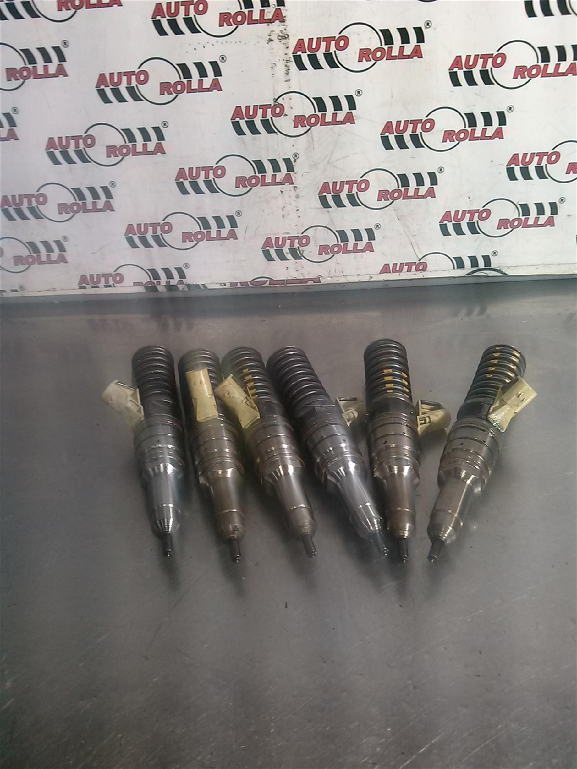 Injectoare set 6 buc Iveco Traker cursor 13