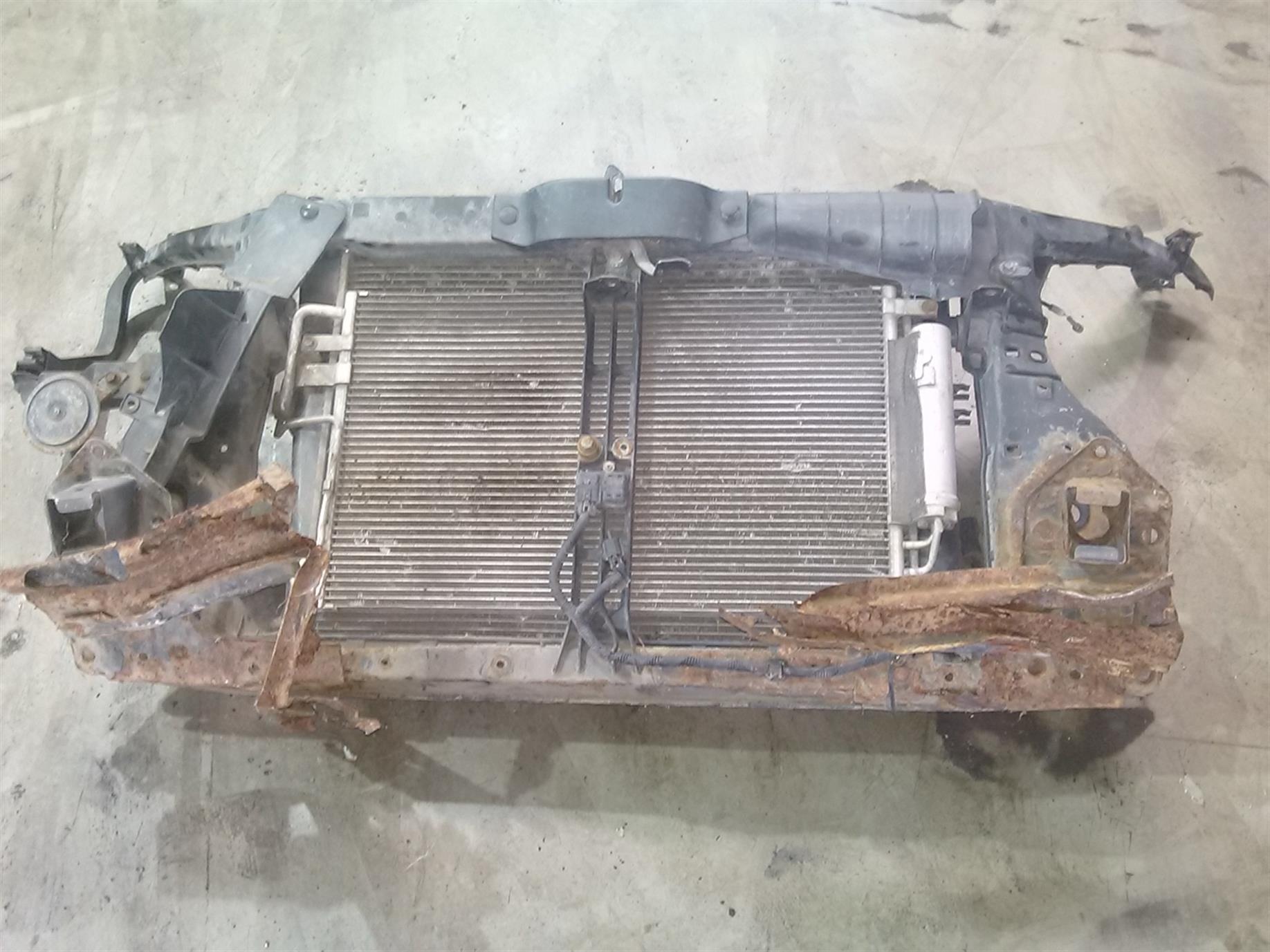 Radiator ac Hyundai Tucson 2.0CRDI, an 2006.
