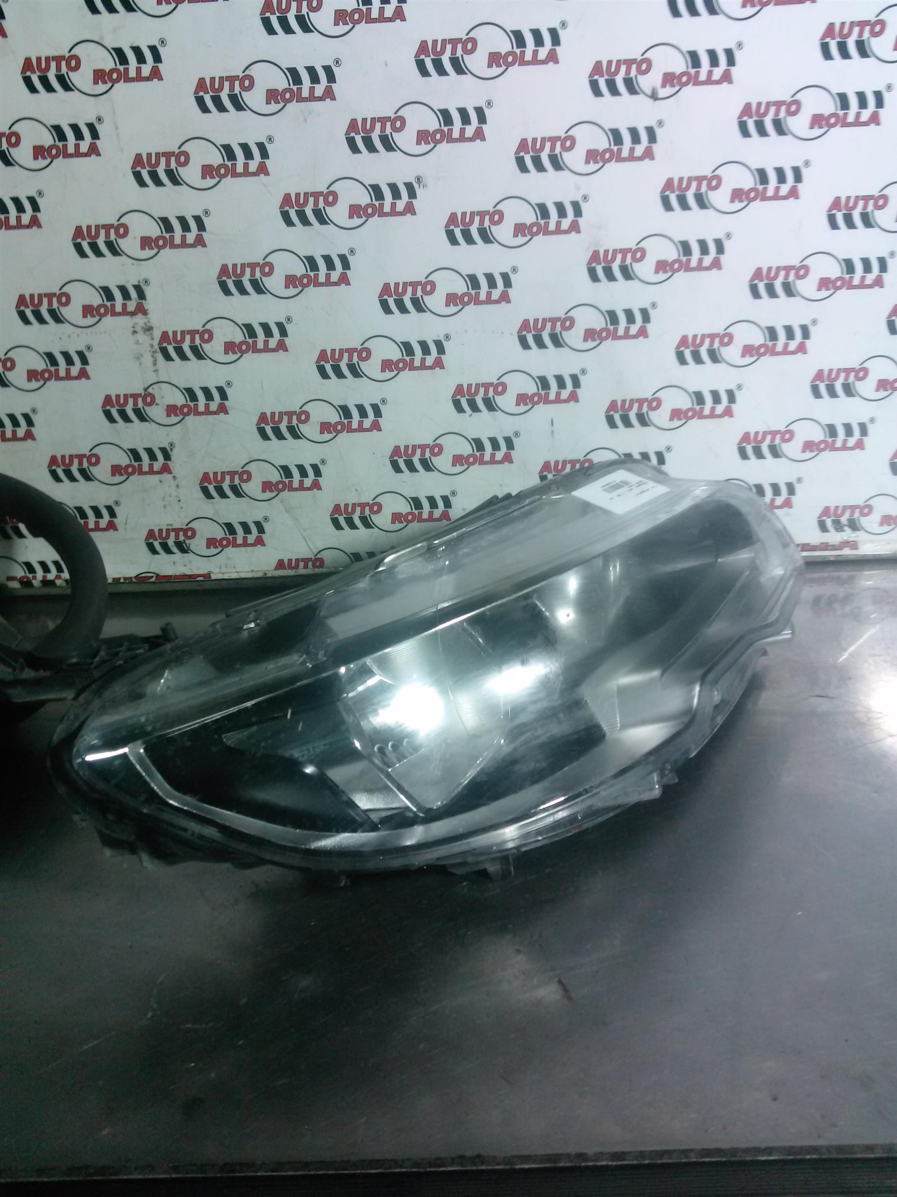 Far dreapta Peugeot 301, 1.5D, an 2019 YH01