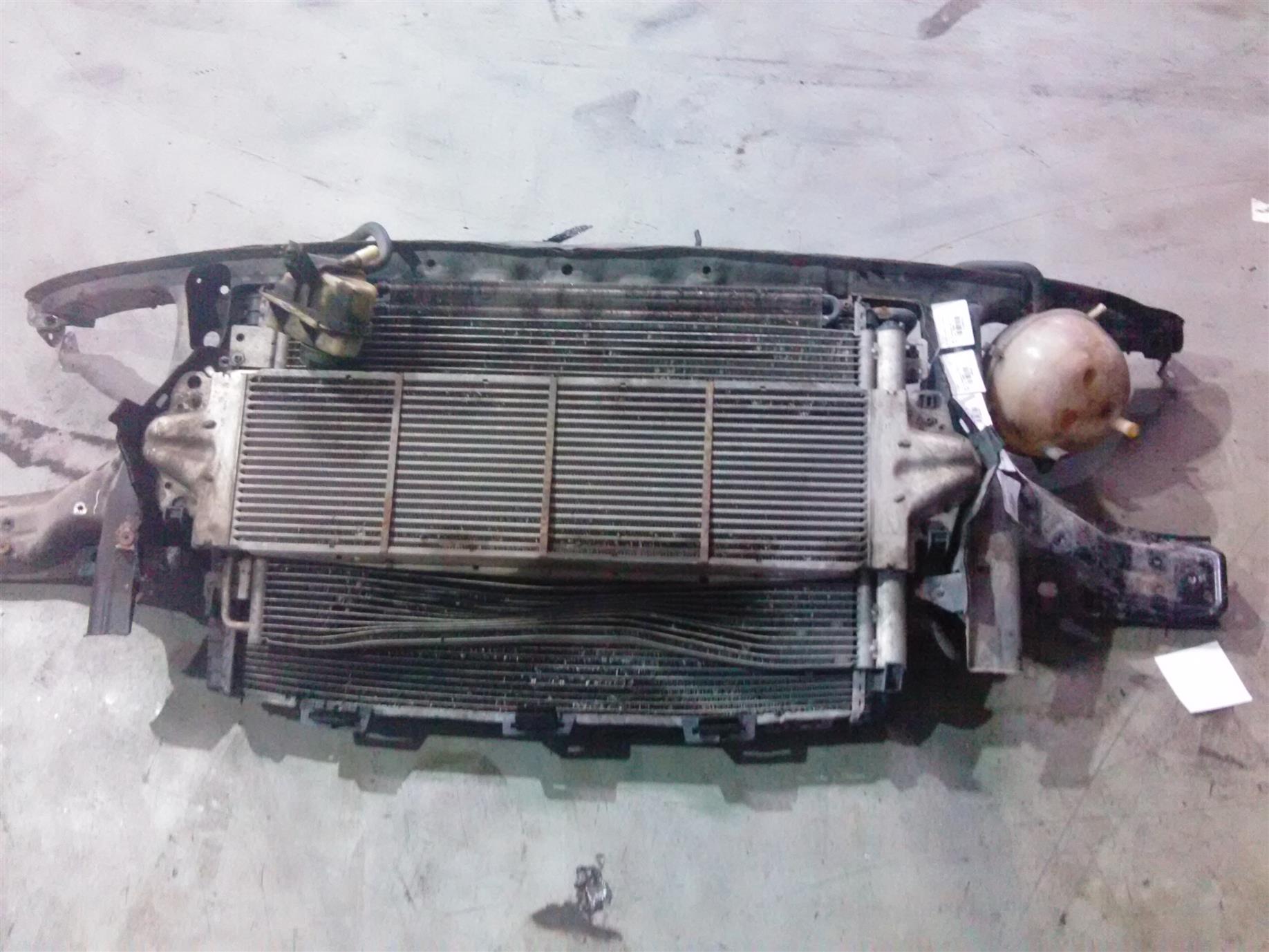 Radiator apa VW Transporter T5 1.9 tdi, an 2005.
