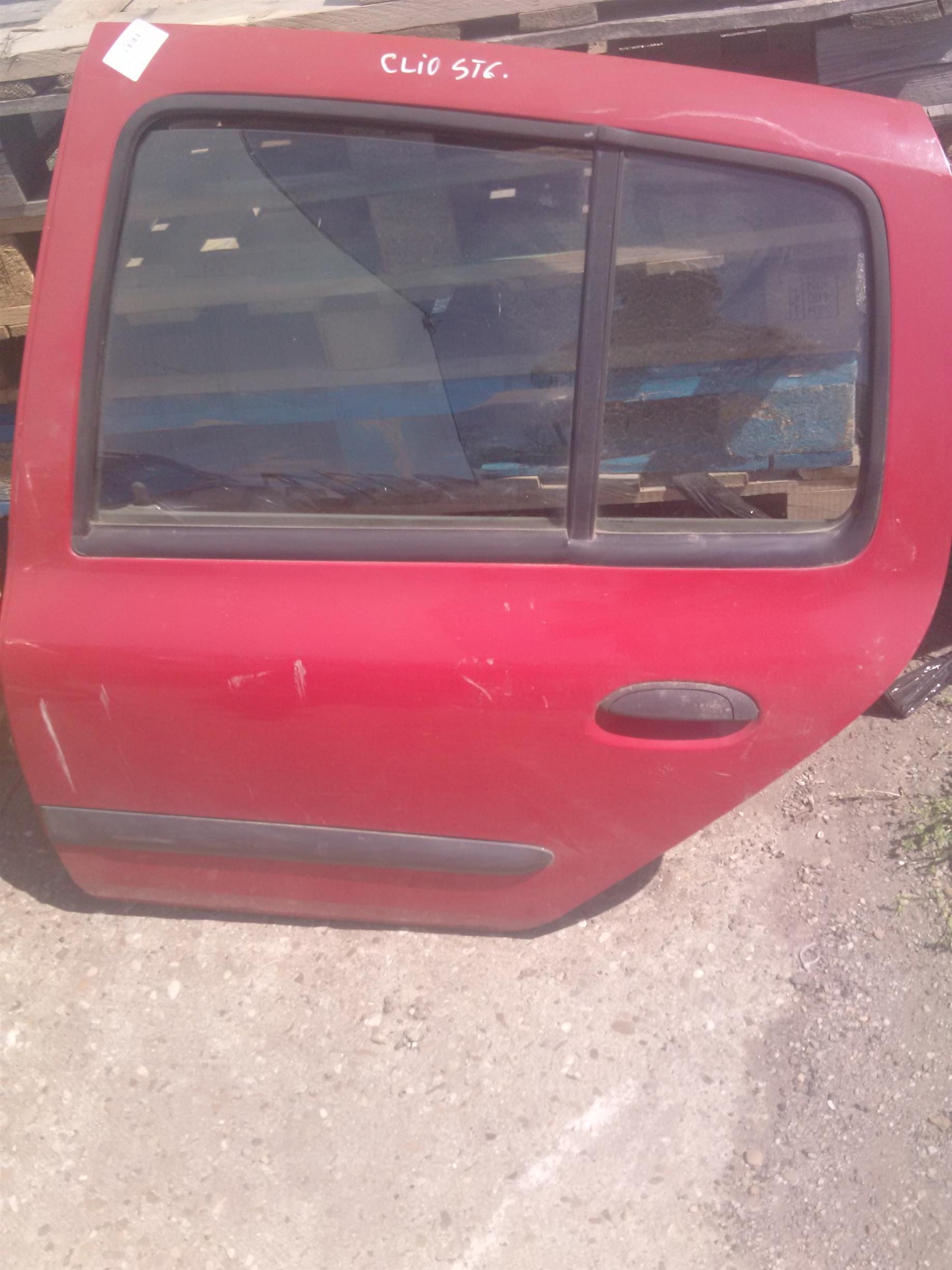 Usa stanga spate Renault Clio 2, an 2004