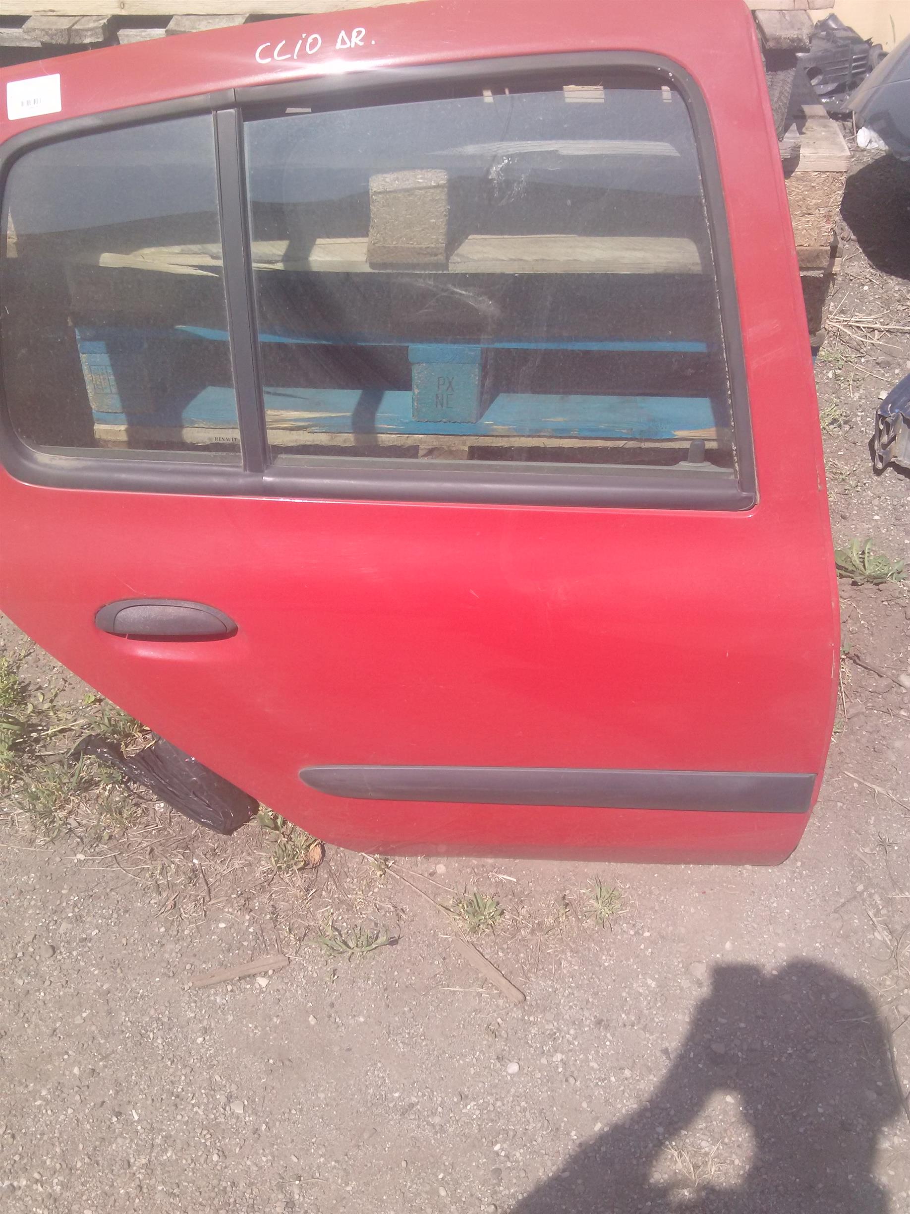 Usa dreapta spate Renault Clio 2, an 2004