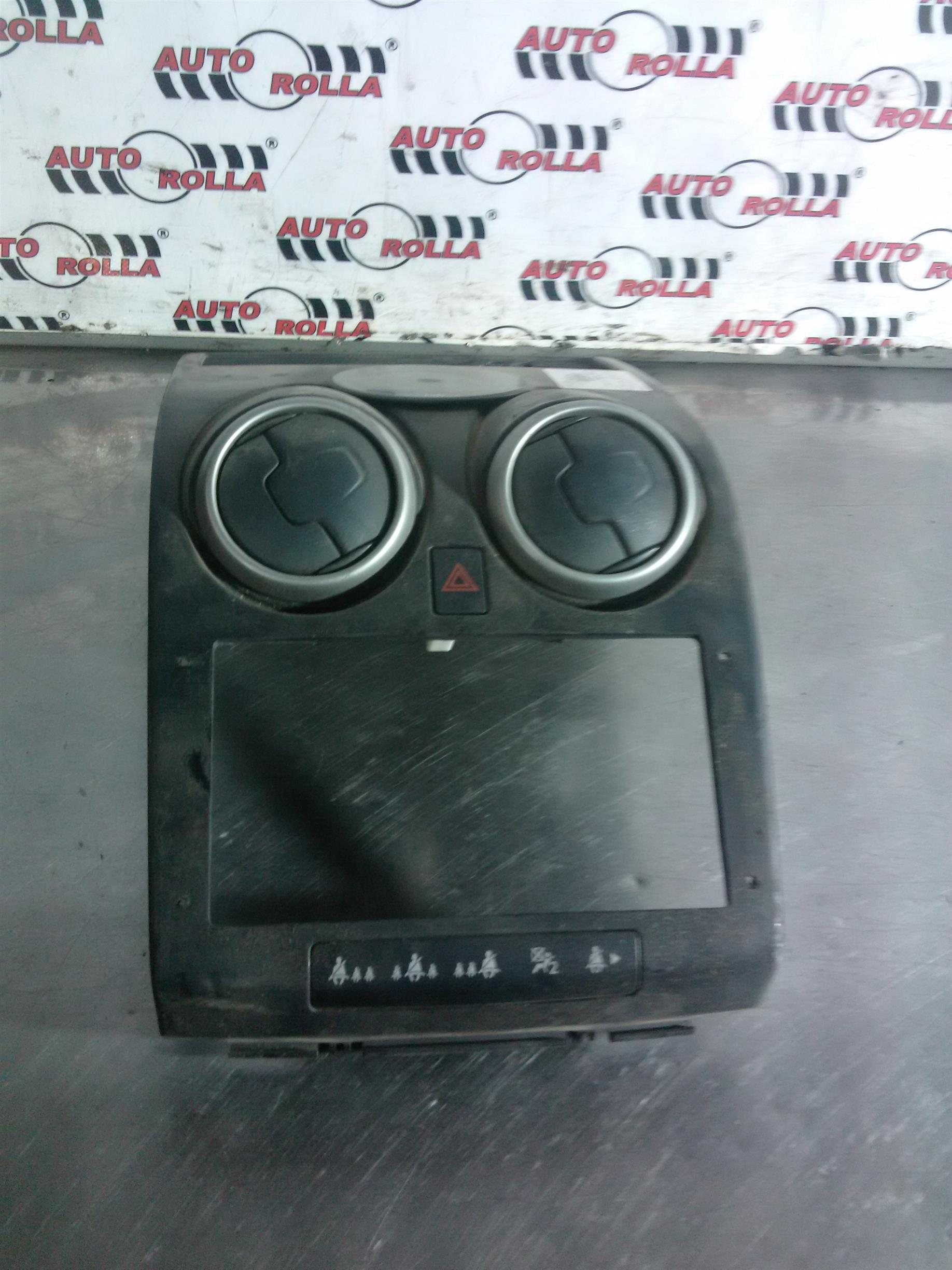 Grile aerisire bord Nissan Qashqai 1.5 dci, an 2010, euro 5