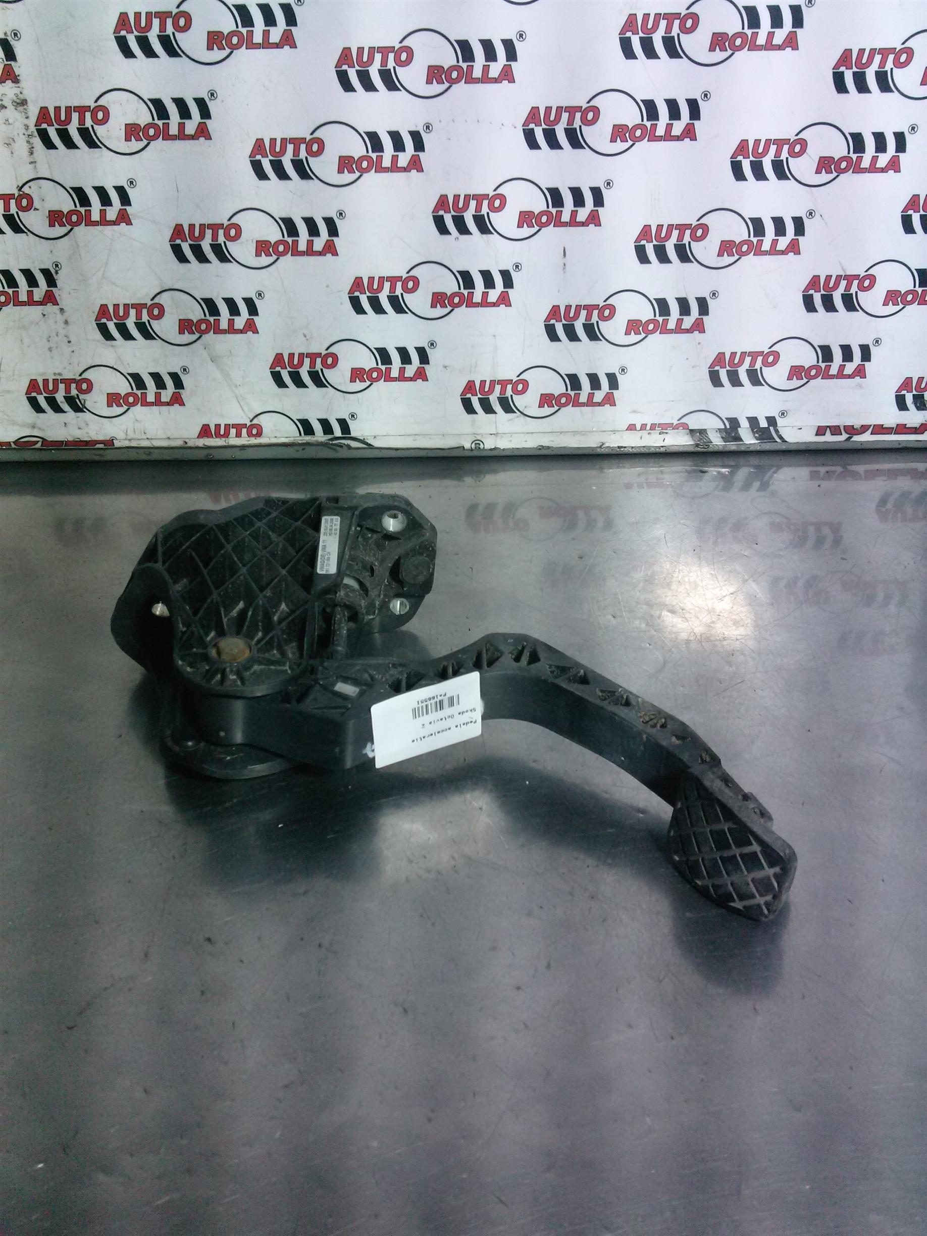 Pedala acceleratie Skoda Octavia 2