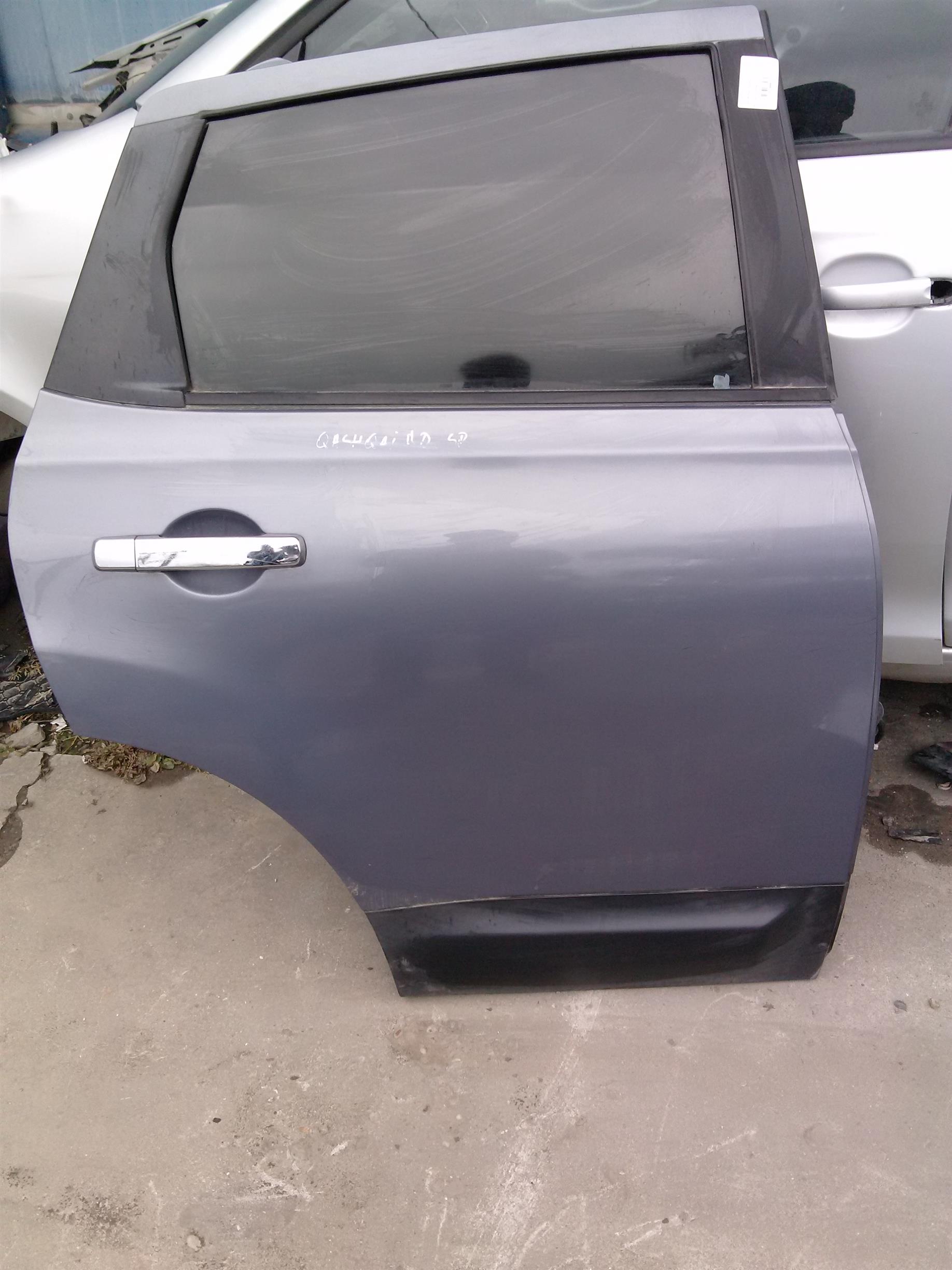 Usa dreapta spate Nissan Qasqai, an 2008