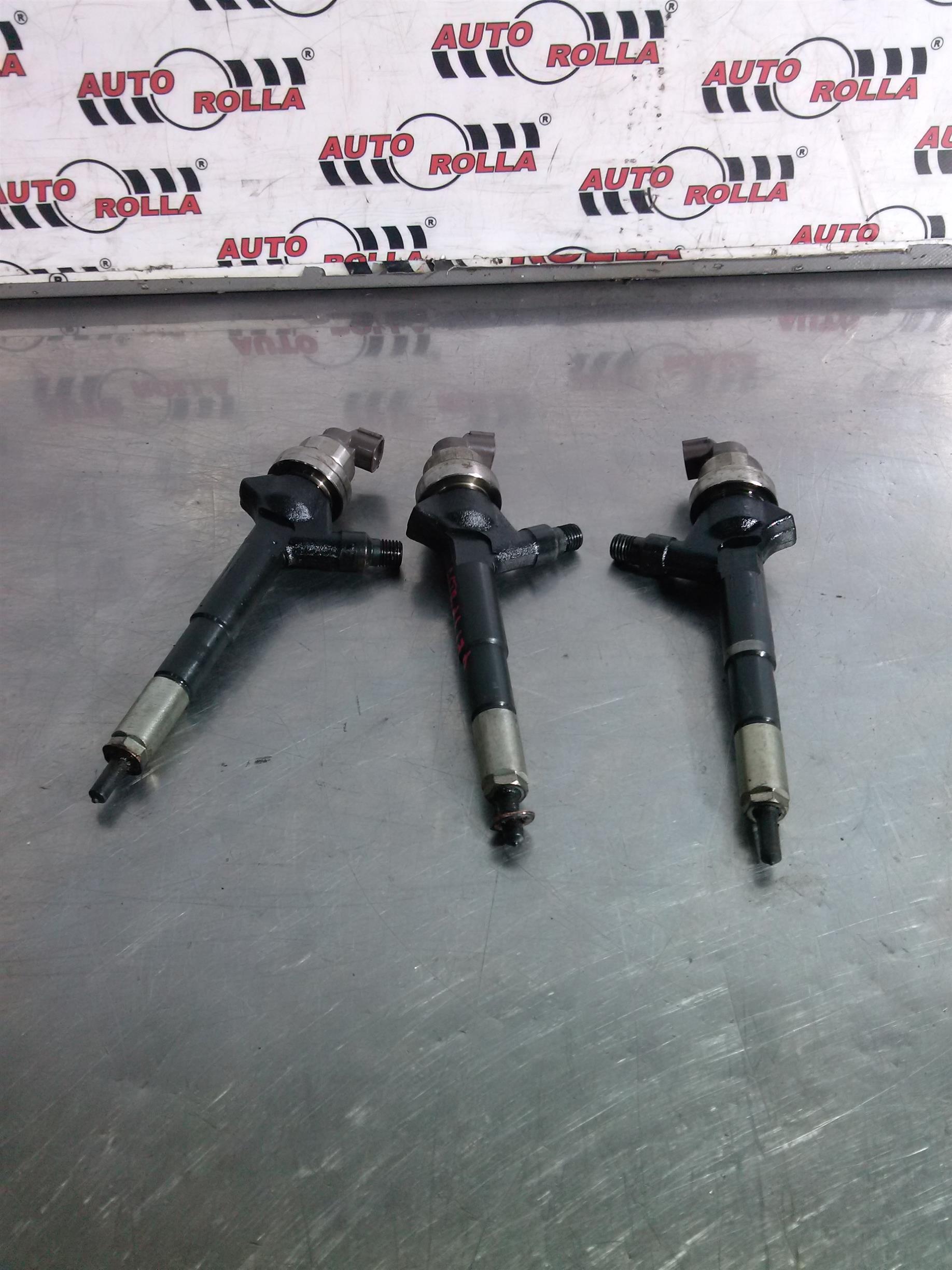 Injectoare 3 buc Opel Astra J, 1.7d, an 2012