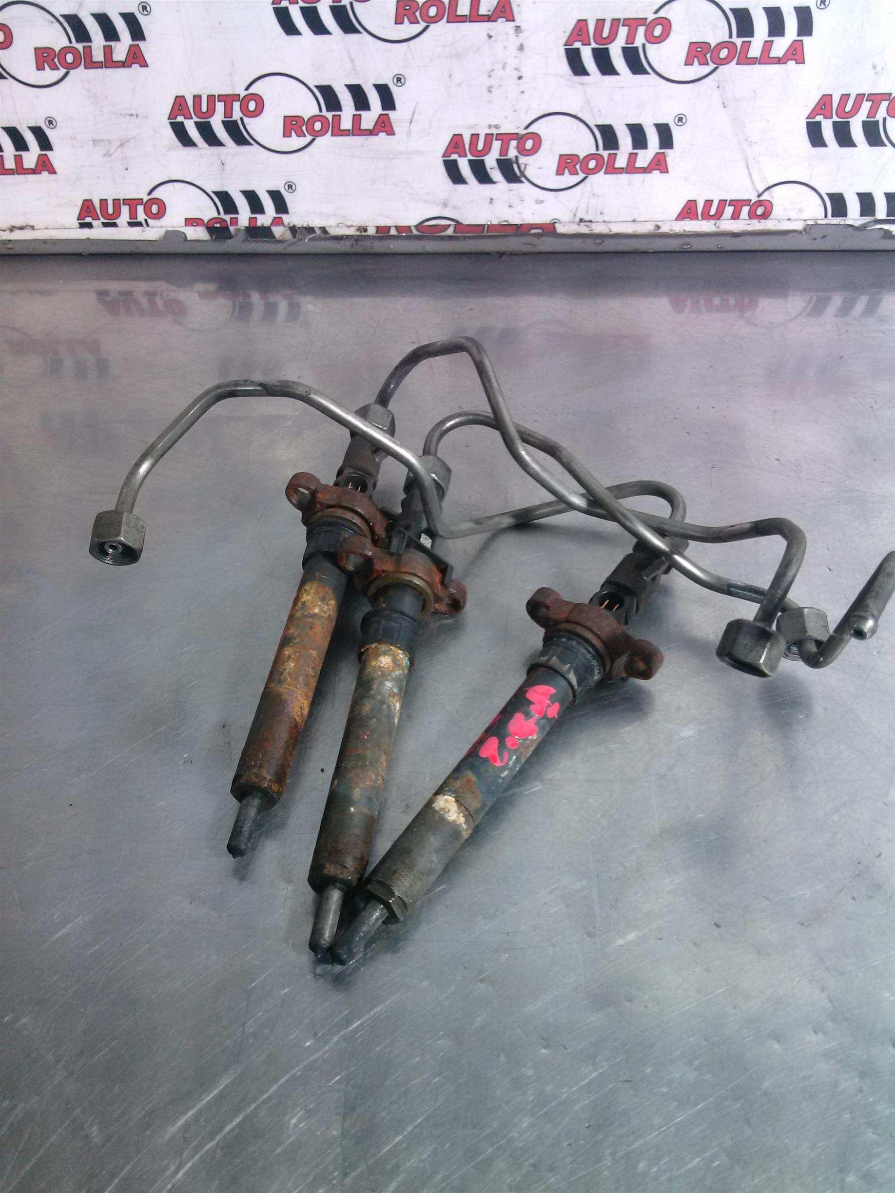 Injectoare 3 buc Citroen C5, 2.0hdi, an 2010